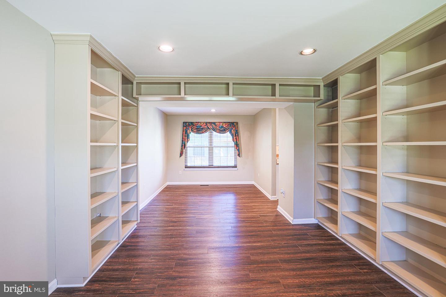 Reisterstown, Maryland, 21136, United States, 4 Bedrooms Bedrooms, ,4 BathroomsBathrooms,Residential,For Sale,1992004