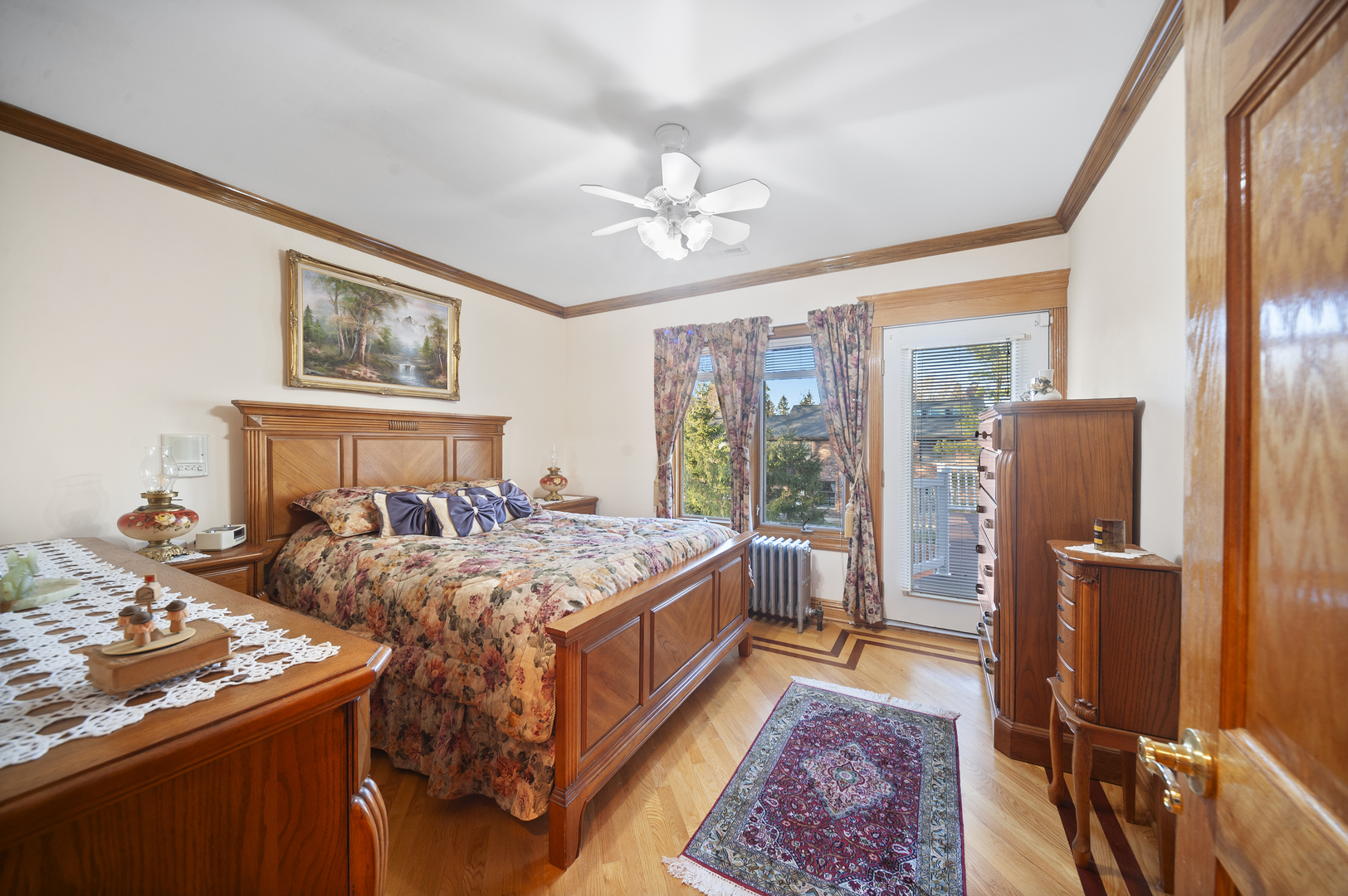 Libertyville, Illinois, 60048, United States, 4 Bedrooms Bedrooms, ,4 BathroomsBathrooms,Residential,For Sale,2003130