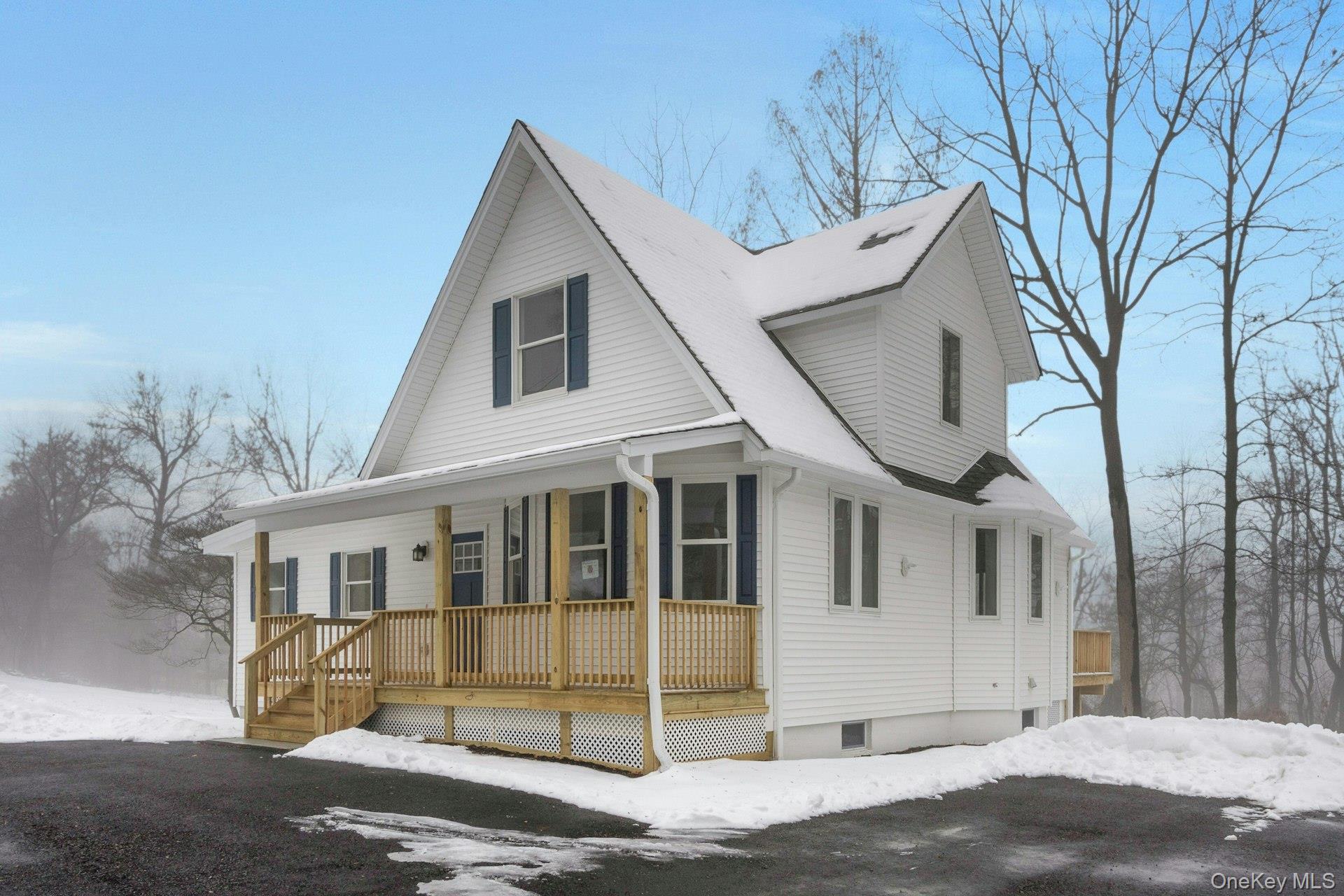 Valley Cottage, New York, 10989, United States, 4 Bedrooms Bedrooms, ,3 BathroomsBathrooms,Residential,For Sale,2005431