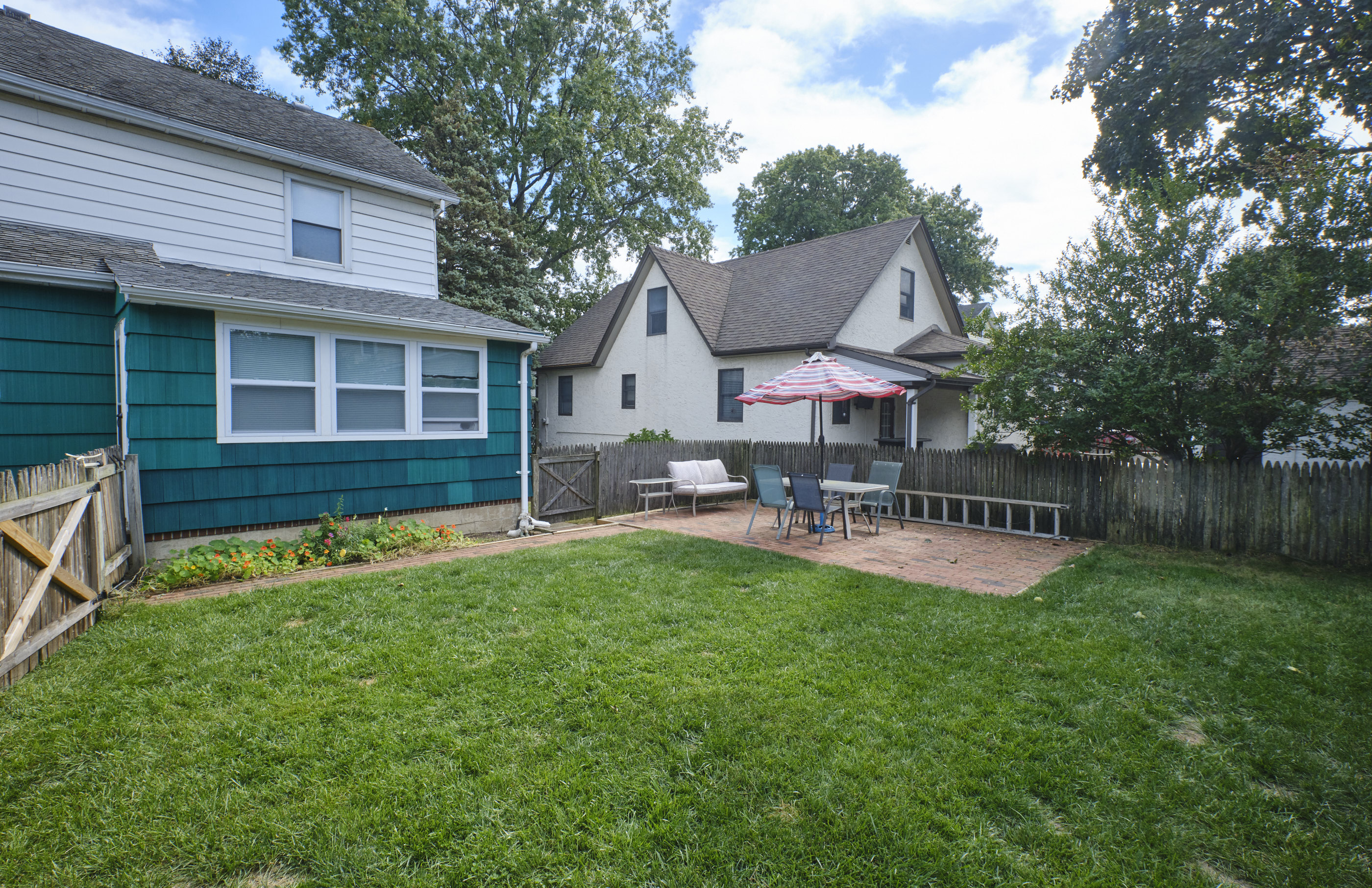 Floral Park, New York, 11001, United States, 3 Bedrooms Bedrooms, ,2 BathroomsBathrooms,Residential,For Sale,1974031