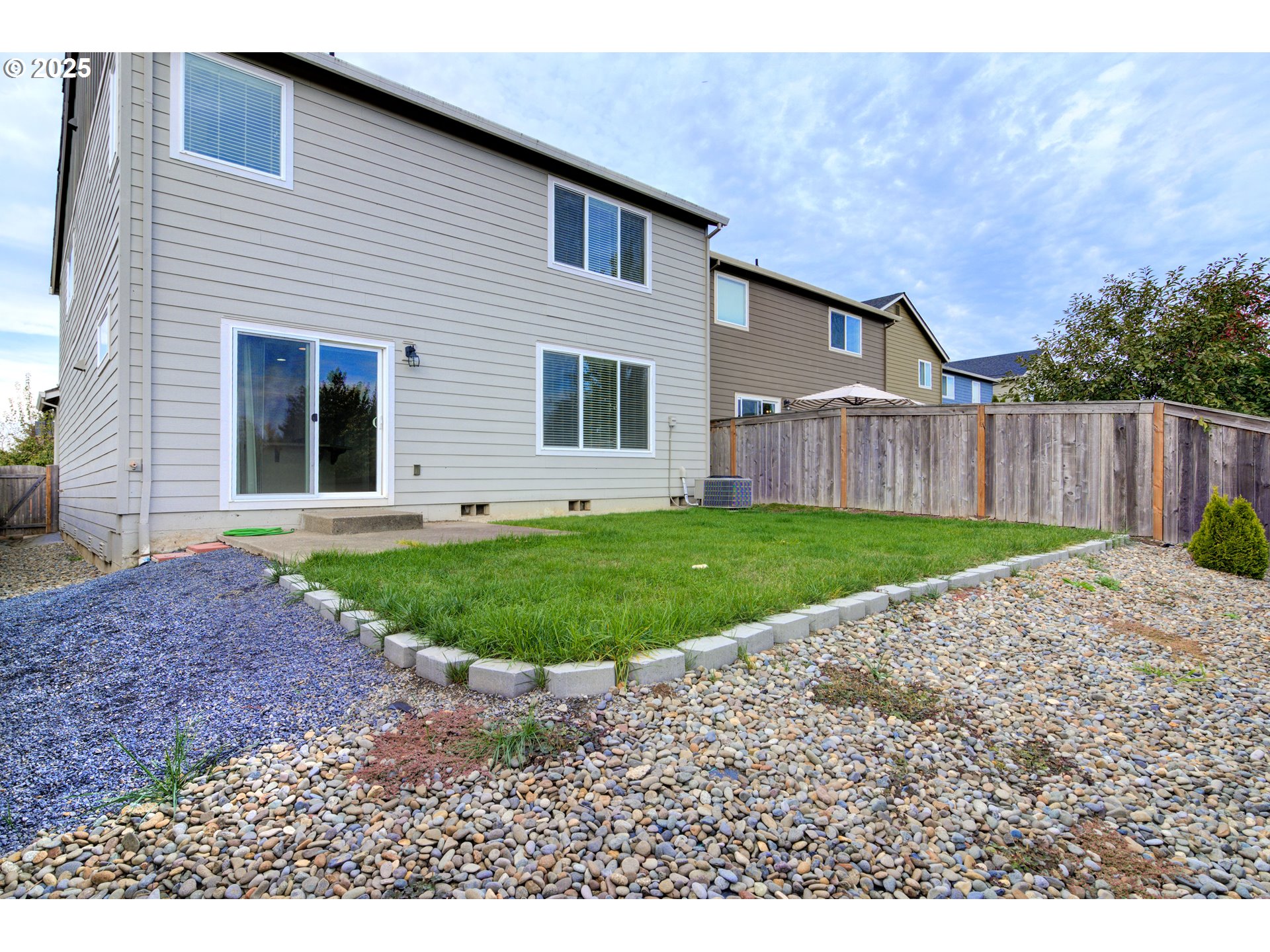 Ridgefield, Washington, 98642, United States, 4 Bedrooms Bedrooms, ,2 BathroomsBathrooms,Residential,For Sale,1970691