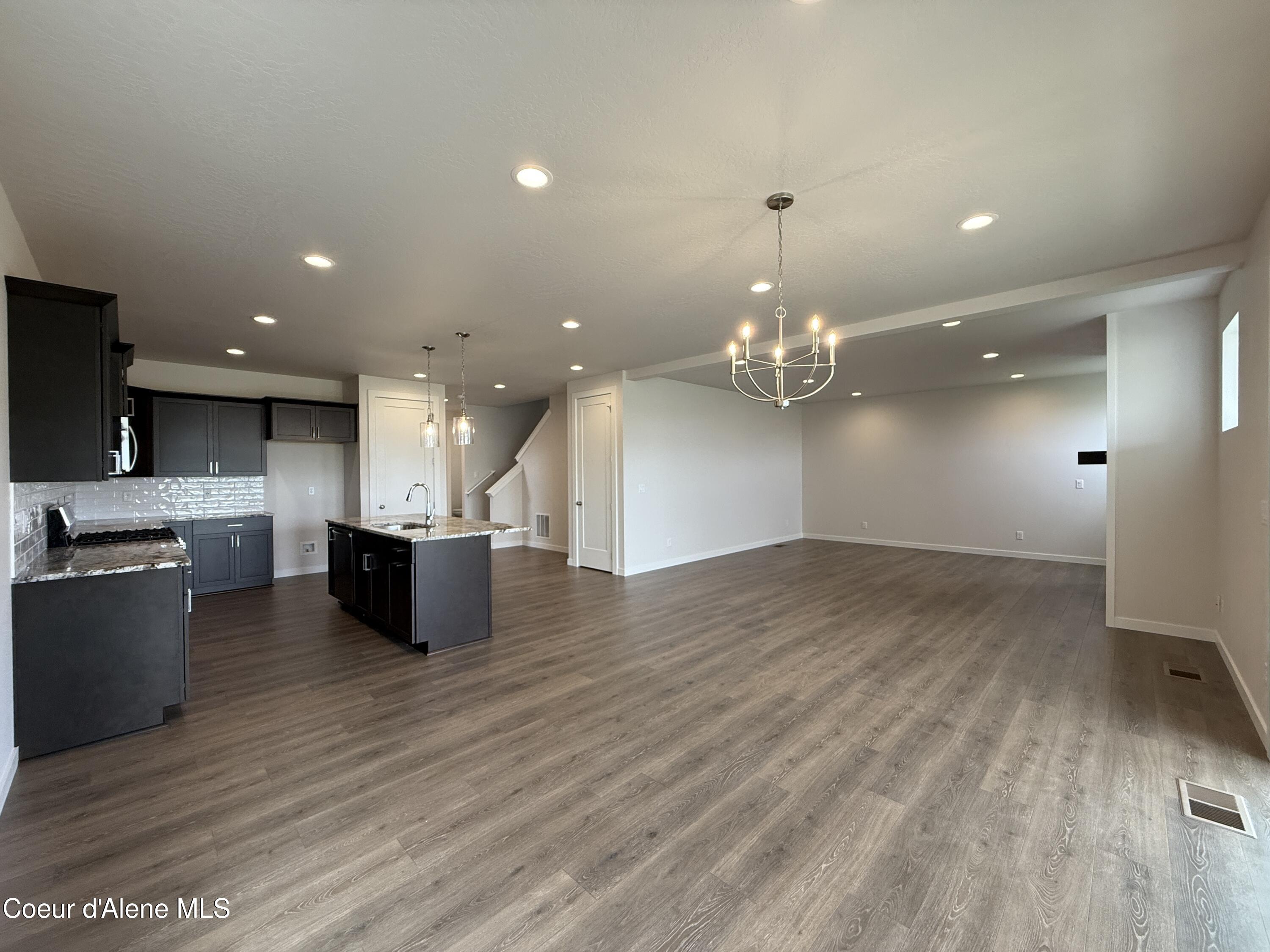 Post Falls, Idaho, 83854, United States, 4 Bedrooms Bedrooms, ,3 BathroomsBathrooms,Residential,For Sale,1927944