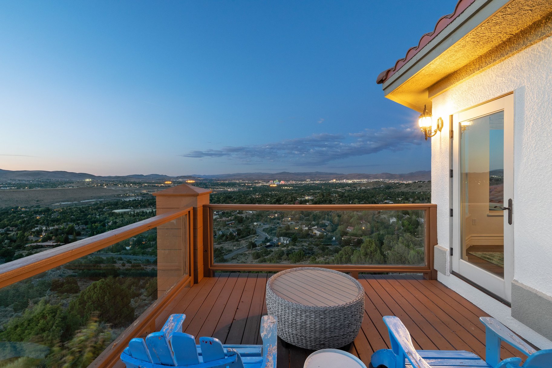  Elevated Living. Endless Views. - 物件實景