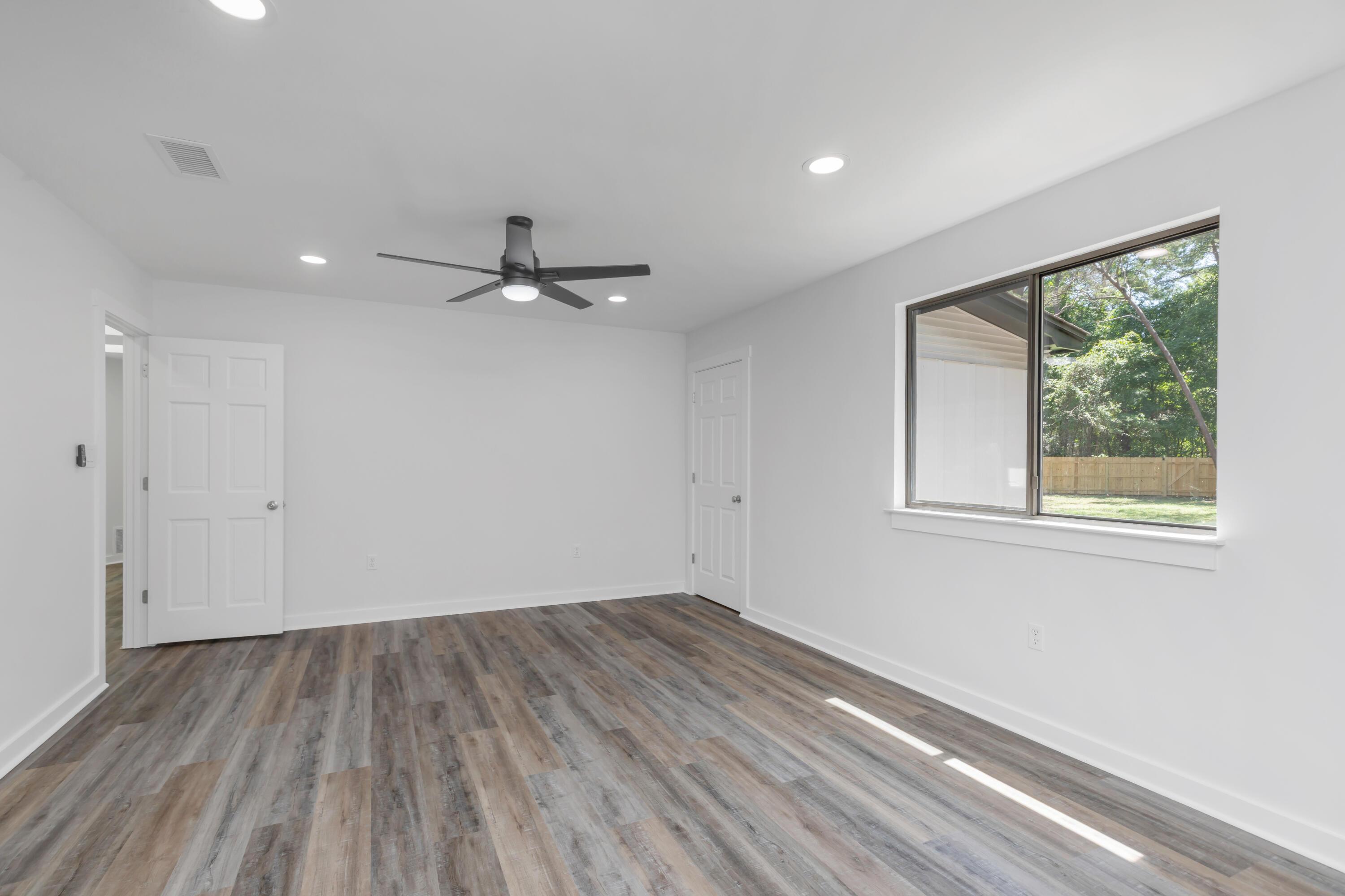 Niceville, Florida, 32578, United States, 3 Bedrooms Bedrooms, ,2 BathroomsBathrooms,Residential,For Sale,1870320