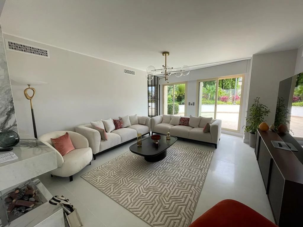Monaco, 98000, MC, 3 Bedrooms Bedrooms, ,3 BathroomsBathrooms,Residential,For Sale,1610755