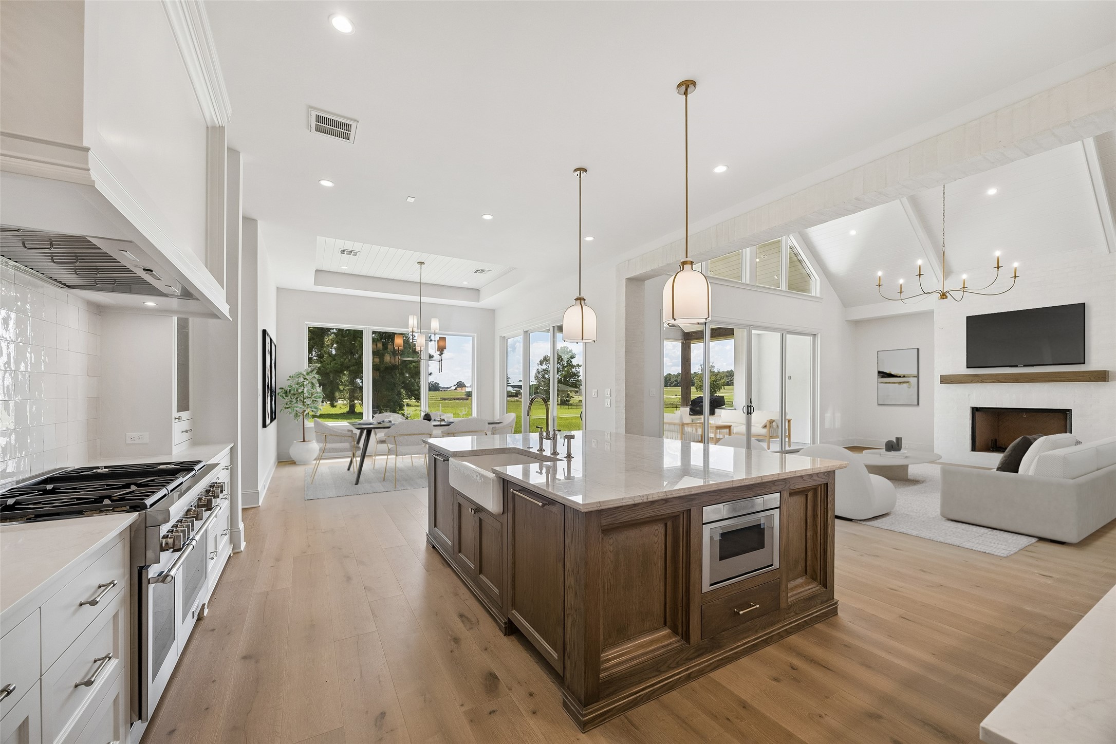  2418 Emerie Arbor Lane - 物件實景