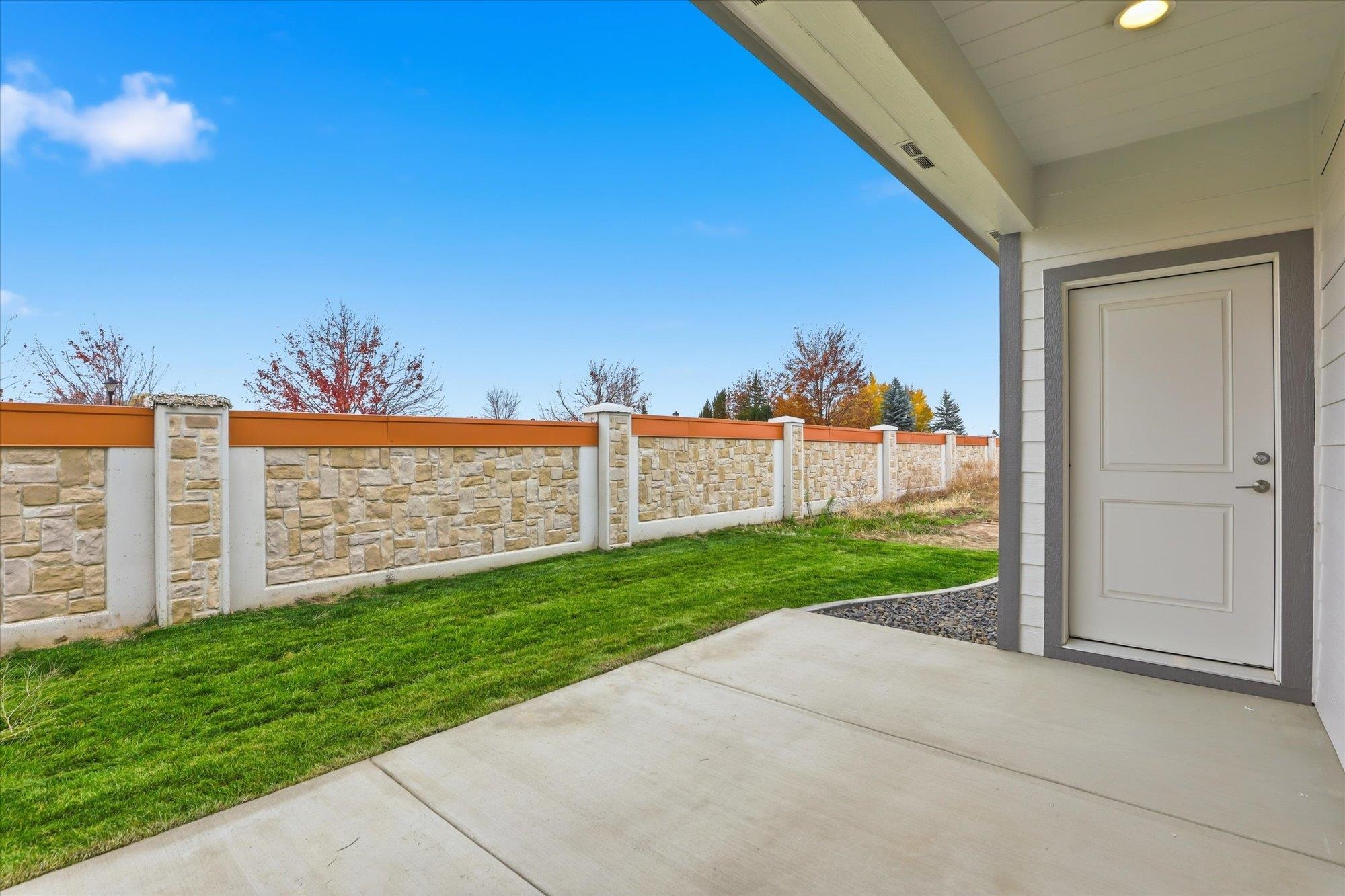 Deer Park, Washington, 99006, United States, 3 Bedrooms Bedrooms, ,2 BathroomsBathrooms,Residential,For Sale,1992798