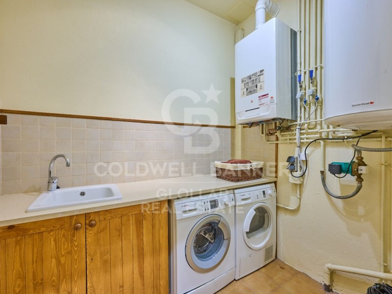 Isòvol, Catalonia, ES, 4 Bedrooms Bedrooms, ,4 BathroomsBathrooms,Residential,For Sale,1578046