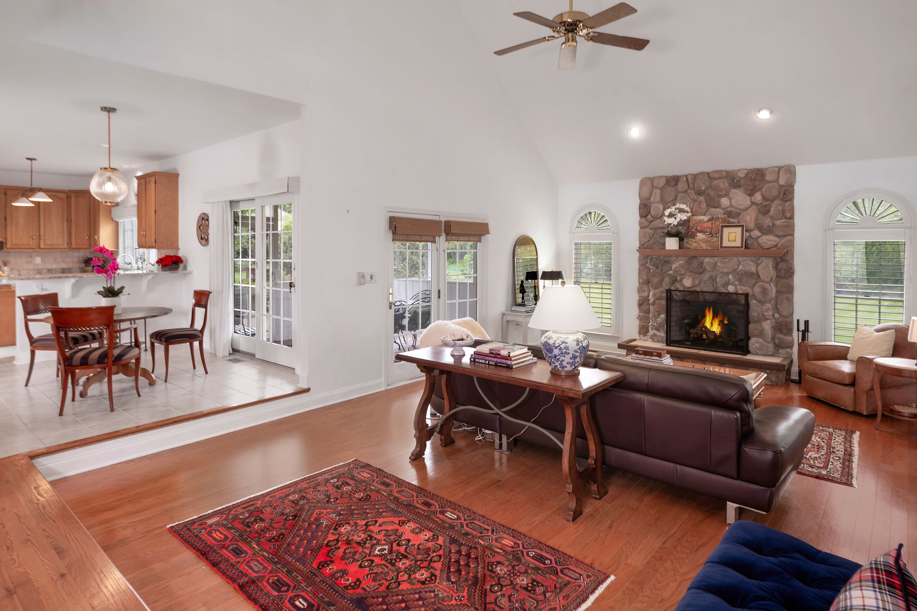  Custom Home within 1.7 Miles of the Princeton Junction Train Station - 物件實景