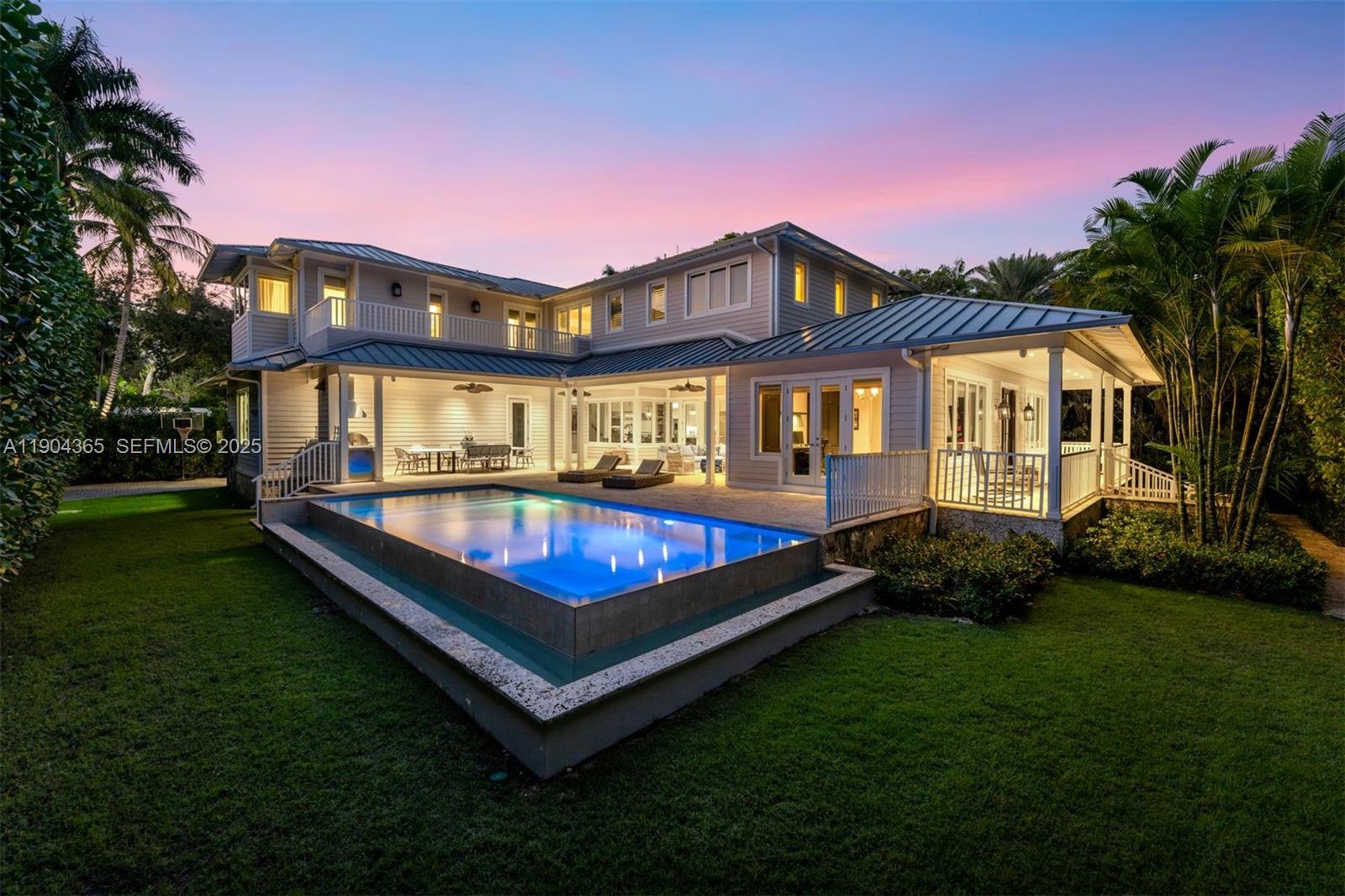 Miami Beach, Florida, 33140, United States, 4 Bedrooms Bedrooms, ,6 BathroomsBathrooms,Residential,For Sale,1992066