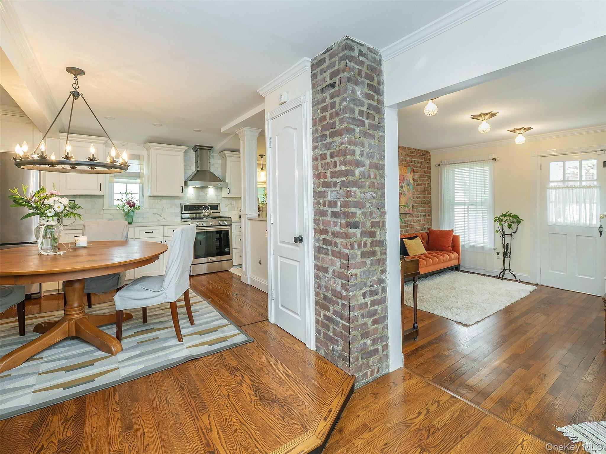  24 Maple Avenue, Sea Cliff, NY, 11579 - 物件實景