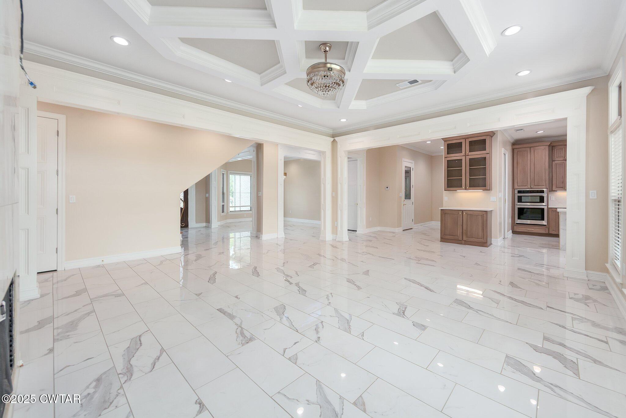 Jackson, Tennessee, 38305, United States, 5 Bedrooms Bedrooms, ,4 BathroomsBathrooms,Residential,For Sale,1868801