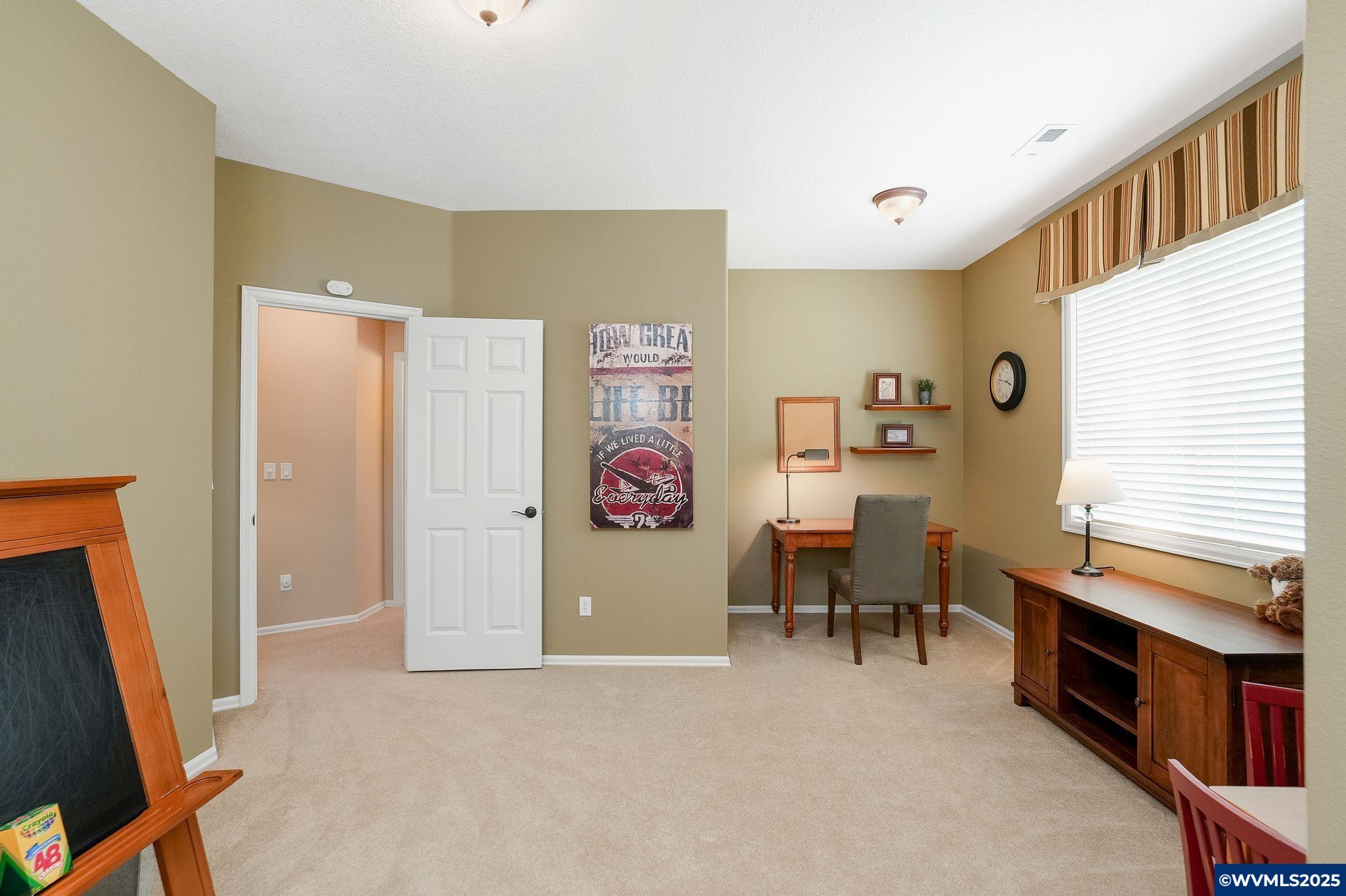 Albany, Oregon, 97321, United States, 4 Bedrooms Bedrooms, ,3 BathroomsBathrooms,Residential,For Sale,1961603