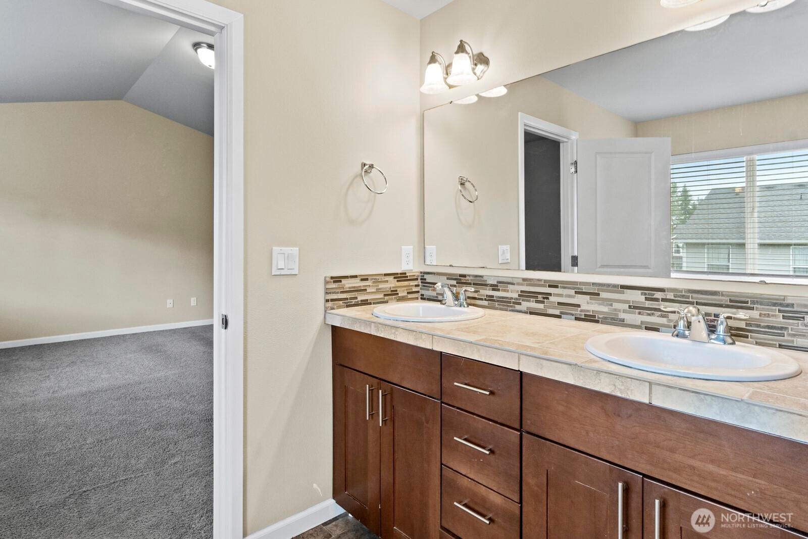 YELM, Washington, 98597, United States, 4 Bedrooms Bedrooms, ,3 BathroomsBathrooms,Residential,For Sale,1722158