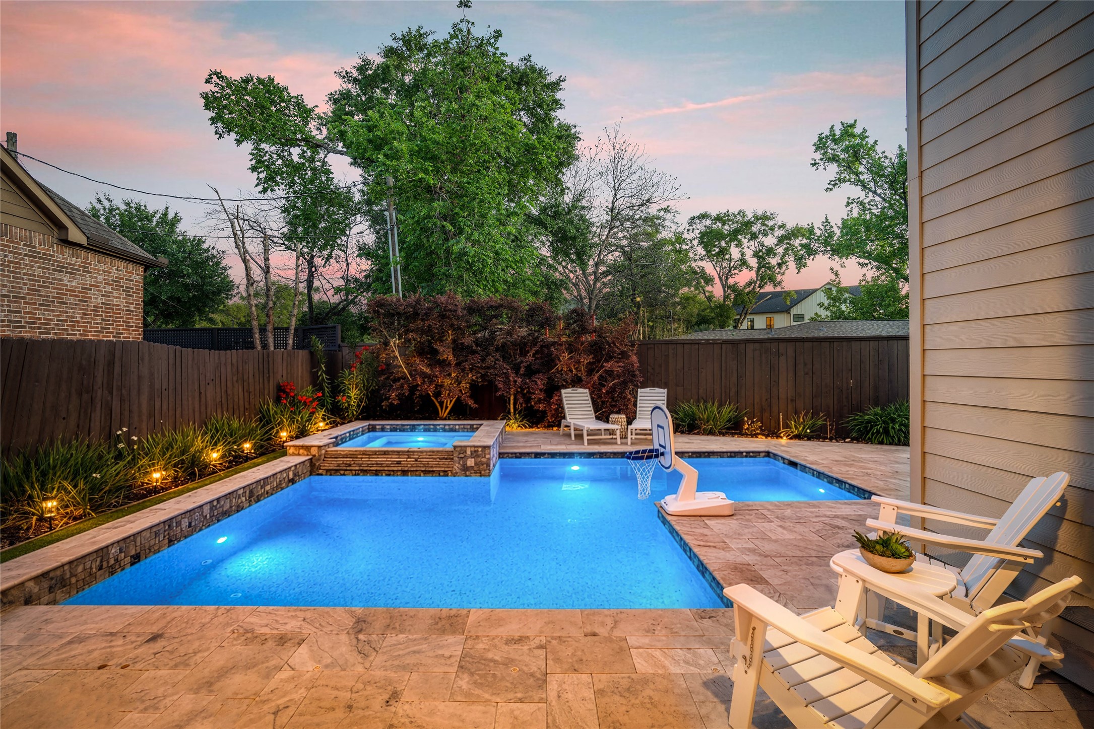  1045 Rosepoint Street - 物件實景