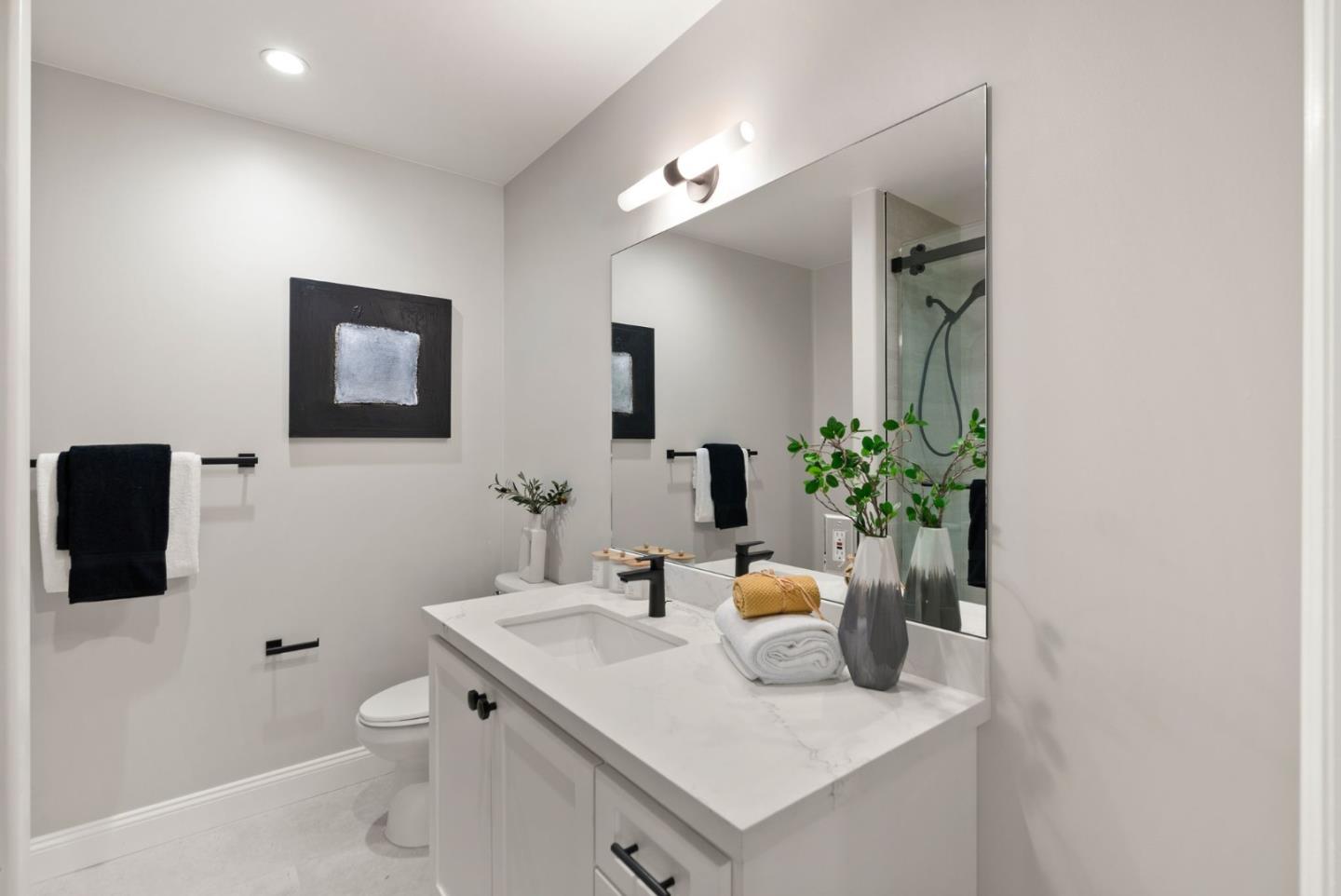 Palo Alto, California, 94306, United States, 2 Bedrooms Bedrooms, ,2 BathroomsBathrooms,Residential,For Sale,1804042