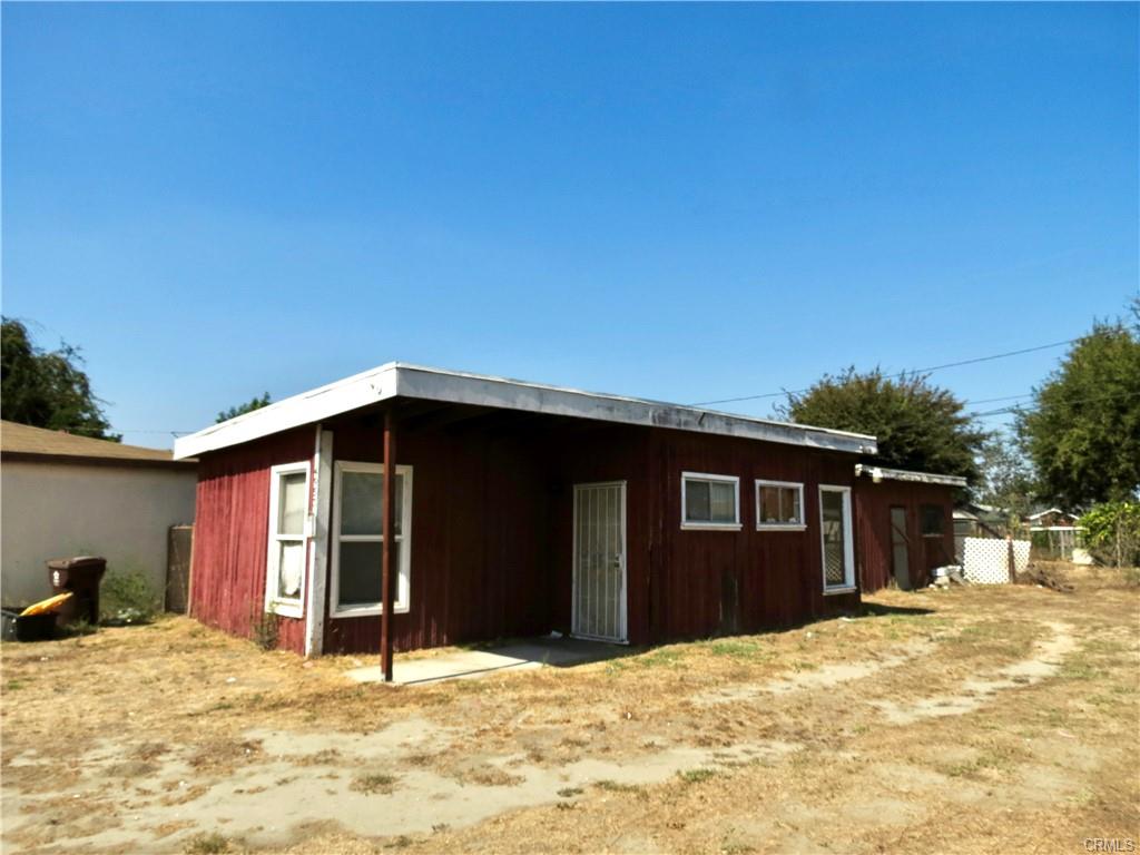 Compton, California, 90221, United States, 9 Bedrooms Bedrooms, ,Residential,For Sale,1982373