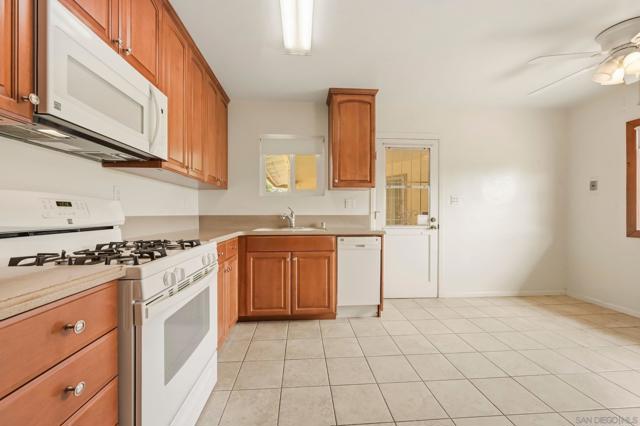El Cajon, California, 92021, United States, 3 Bedrooms Bedrooms, ,2 BathroomsBathrooms,Residential,For Sale,2048133