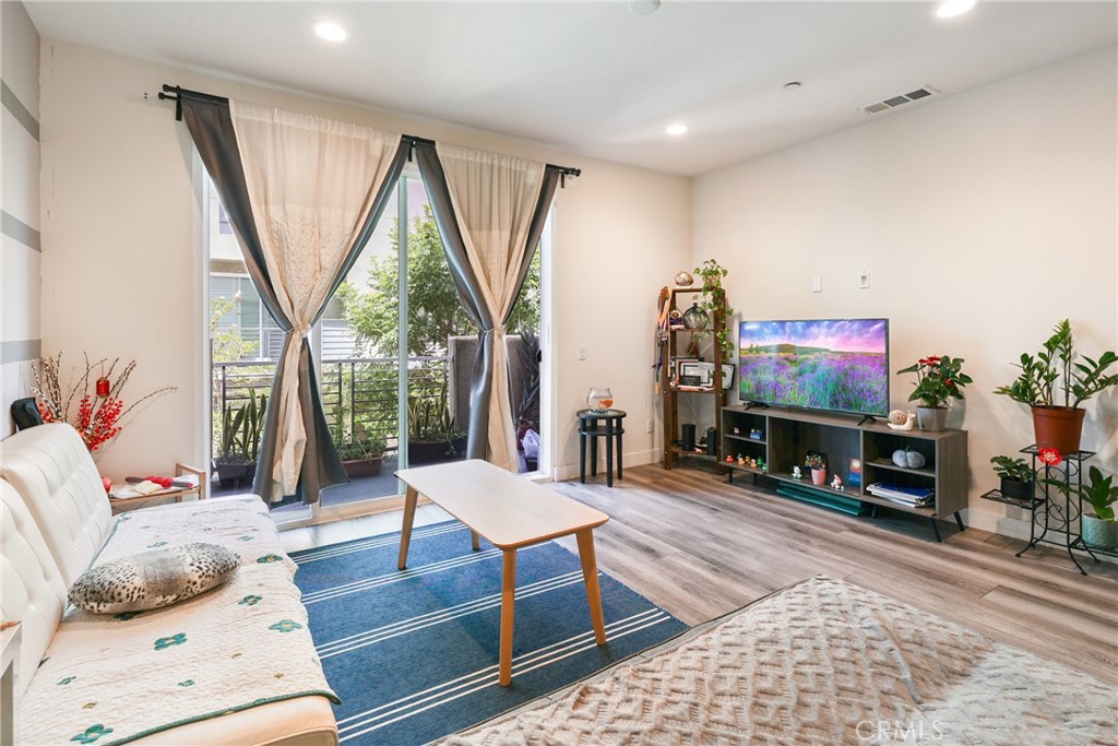Rosemead, California, 91770, United States, 3 Bedrooms Bedrooms, ,3 BathroomsBathrooms,Residential,For Sale,1889912