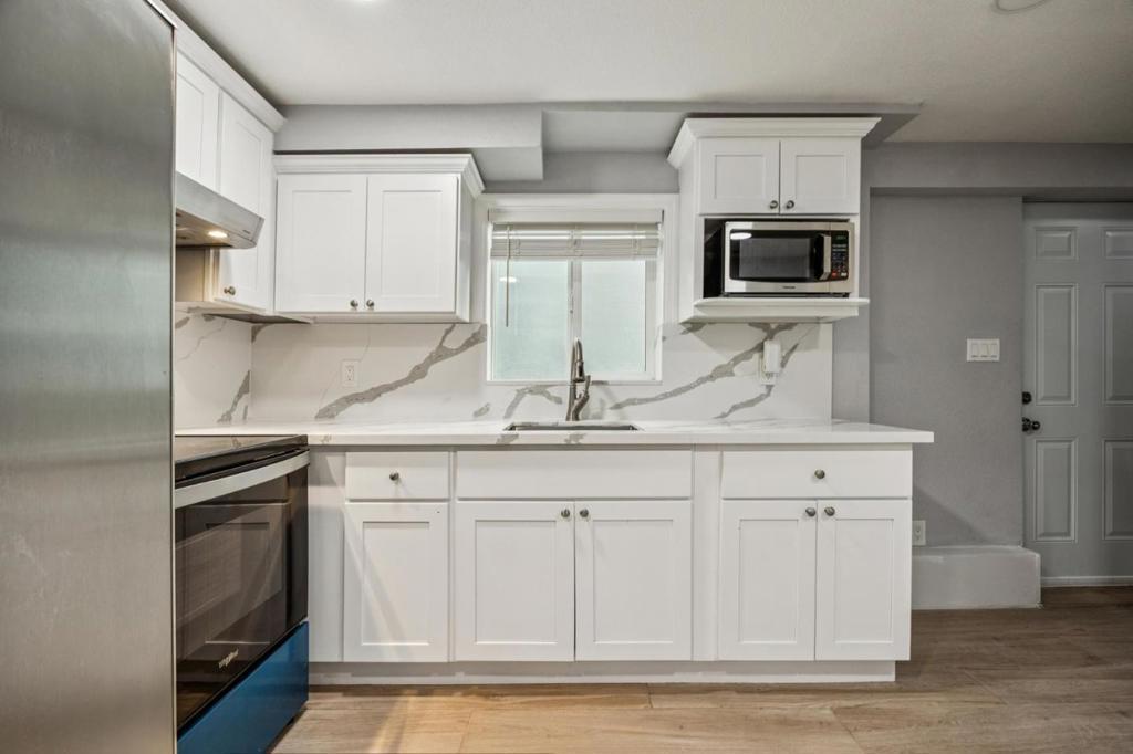 Daly City, California, 94015, United States, 5 Bedrooms Bedrooms, ,2 BathroomsBathrooms,Residential,For Sale,2010788