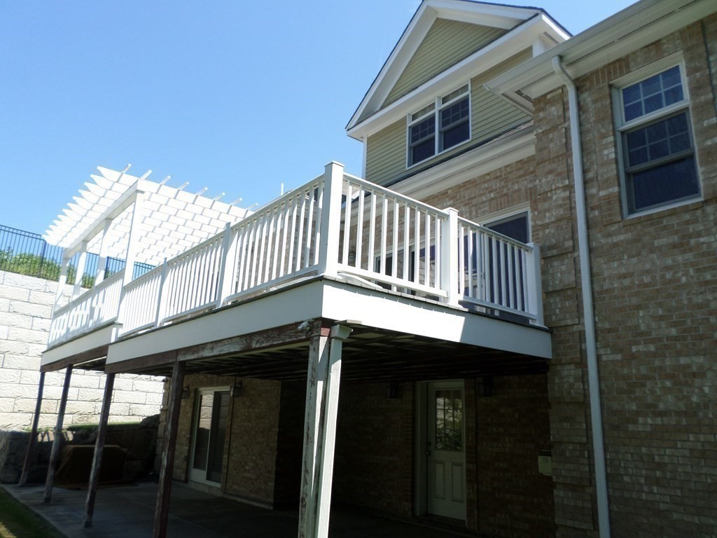 3 Twin Springs Dr Drive, Saugus, Massachusetts, 01906, United States, 5 Bedrooms Bedrooms, ,4 BathroomsBathrooms,Residential,For Sale,3 Twin Springs Dr Drive,1128926