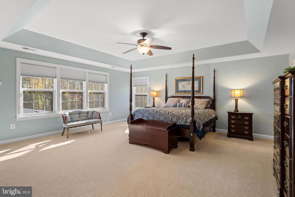 Broadlands, Virginia, 20148, United States, 5 Bedrooms Bedrooms, ,5 BathroomsBathrooms,Residential,For Sale,1977540