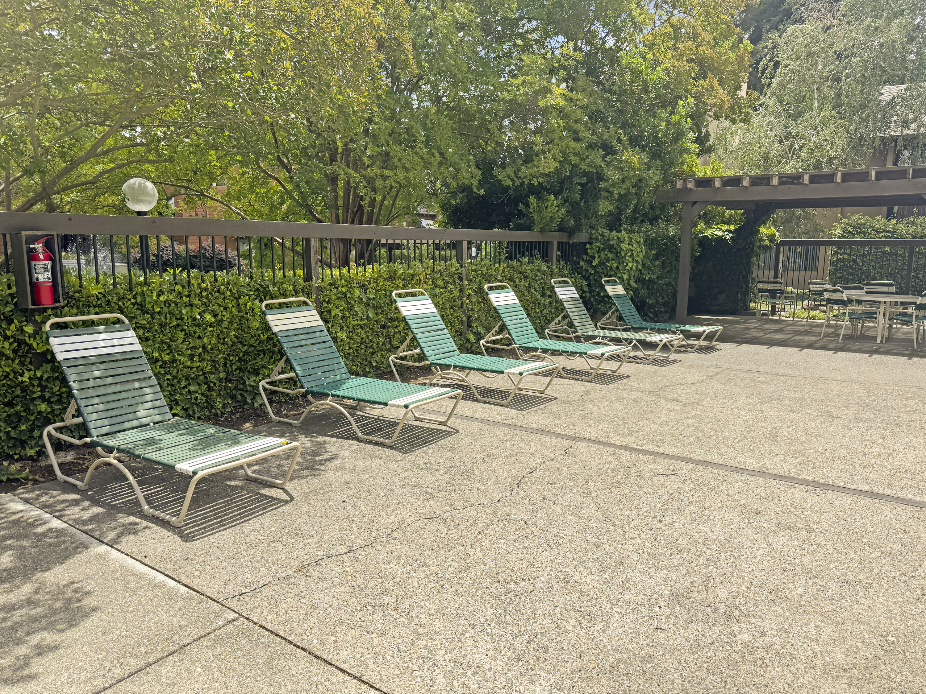  709 Woodside Lane East #2, Sacramento, CA 95825 - 物件實景