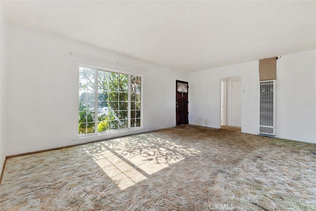 Covina, California, 91722, United States, 3 Bedrooms Bedrooms, ,1 BathroomBathrooms,Residential,For Sale,1869687