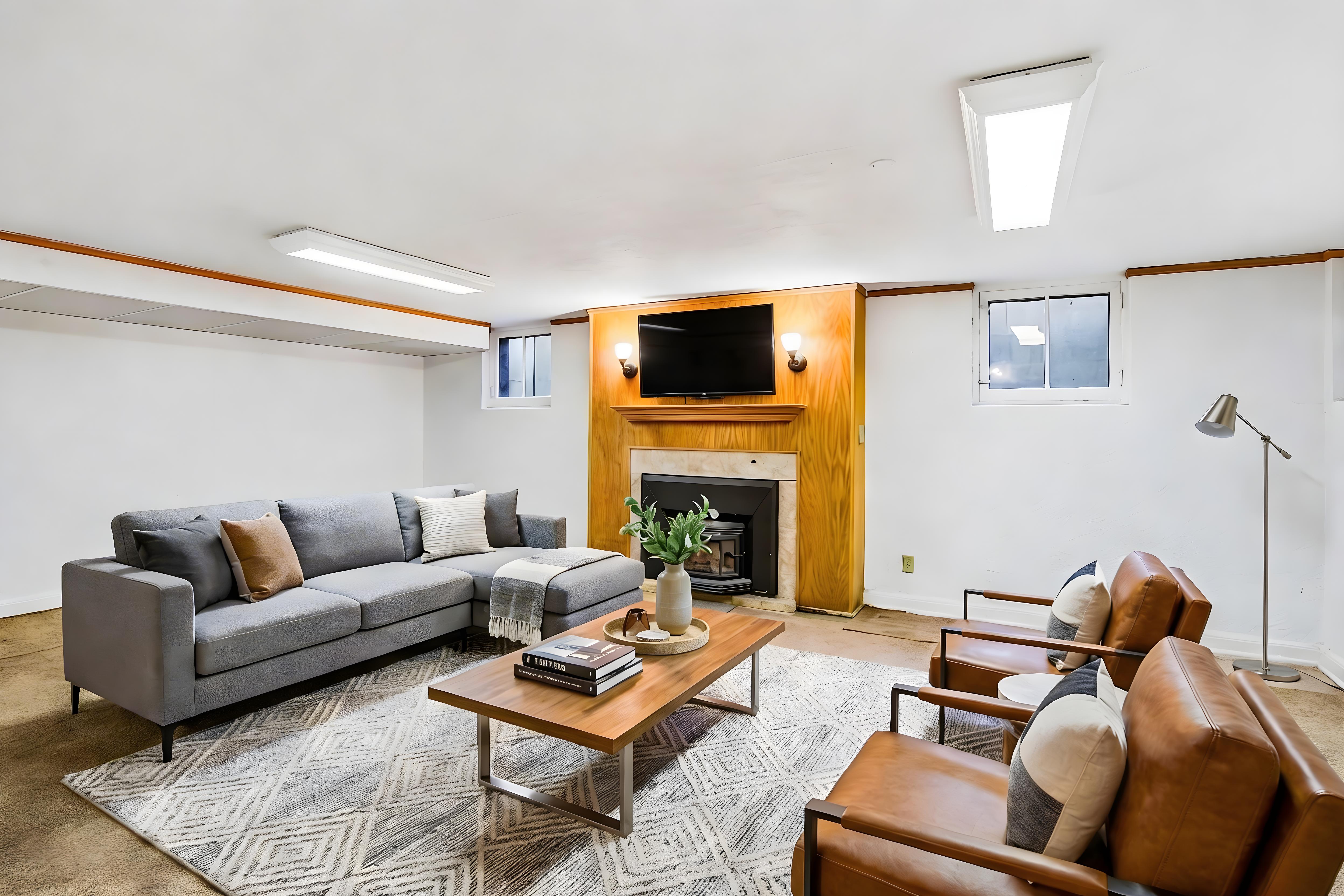  Timeless Tudor in Story Hill - 物件實景