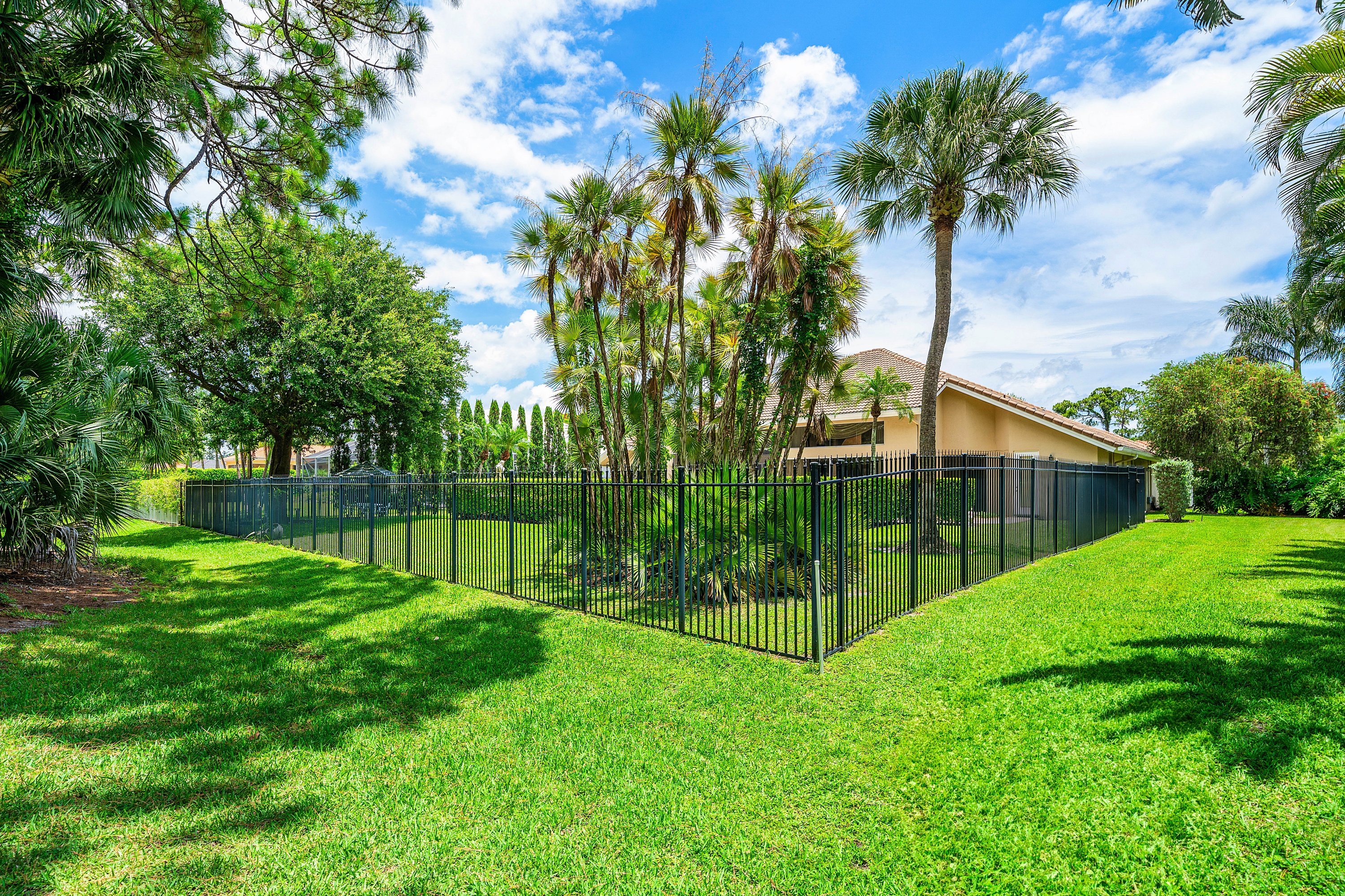  1697 Mayacoo Lakes Boulevard, West Palm Beach, FL, 33411 - 物件實景