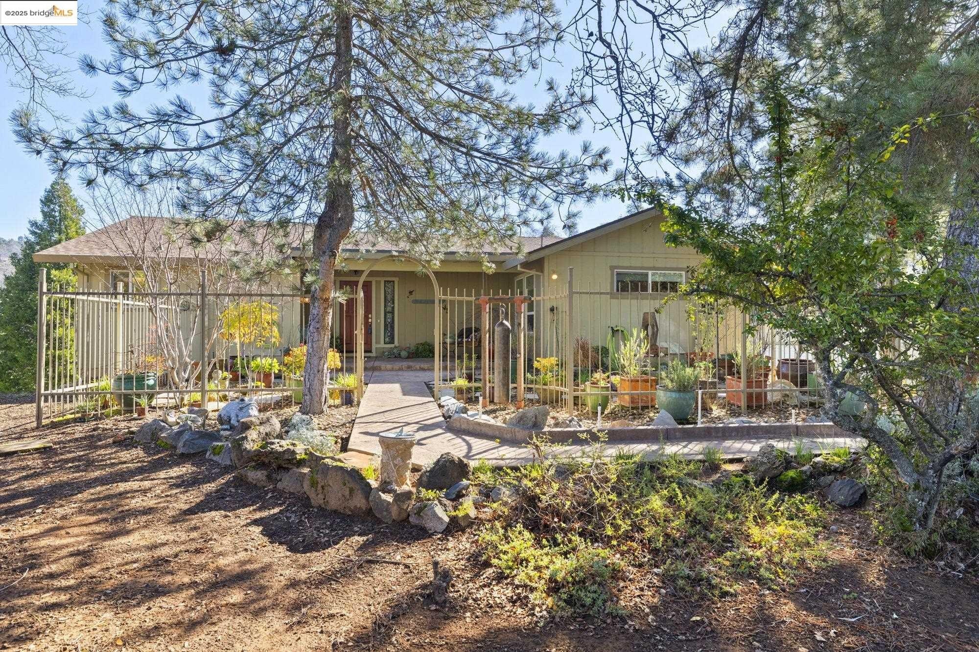 Columbia, California, 95310, United States, 3 Bedrooms Bedrooms, ,2 BathroomsBathrooms,Residential,For Sale,1705256