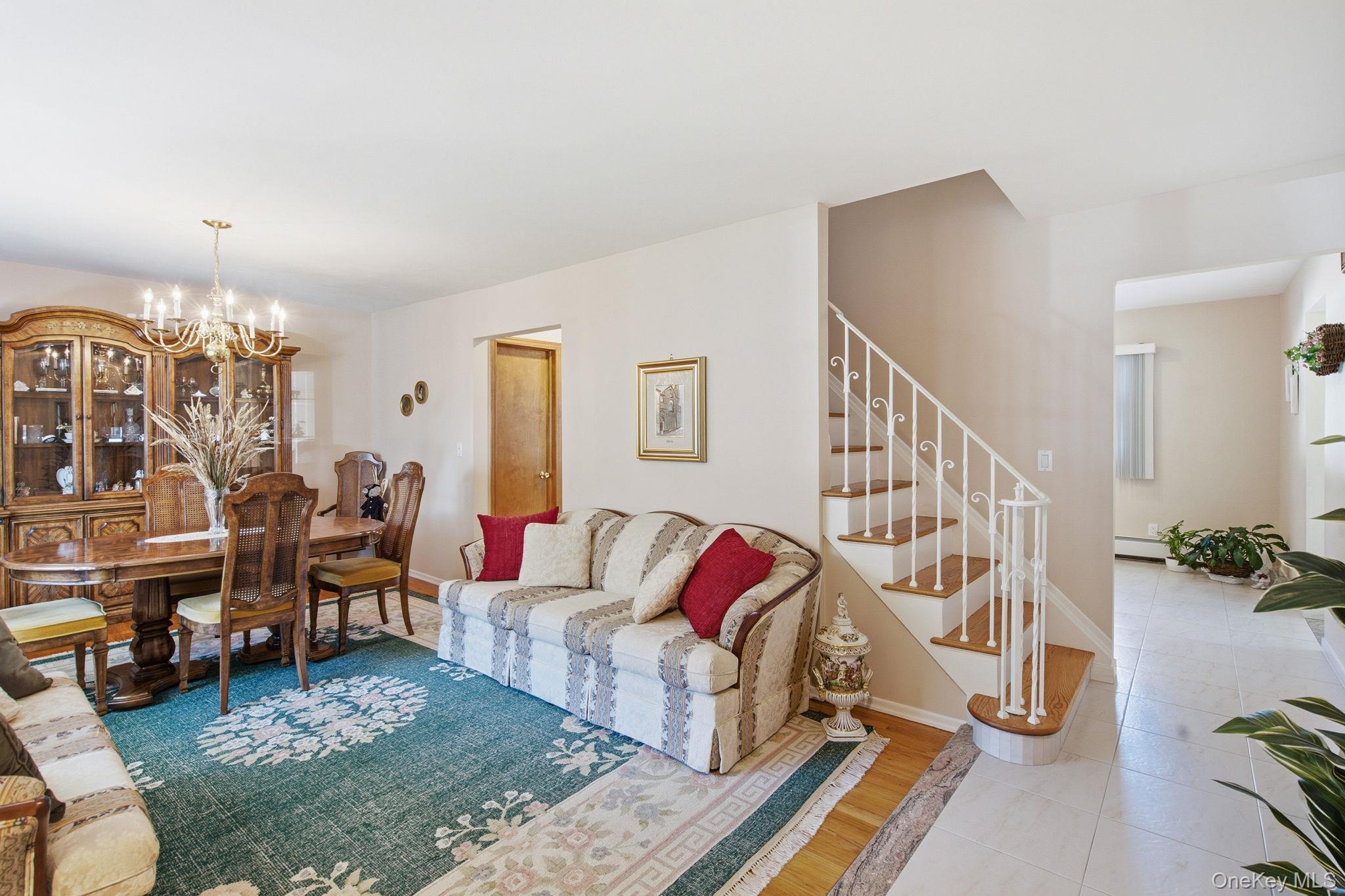  249 E 17th Street, Huntington Station, NY, 11746 - 物件實景