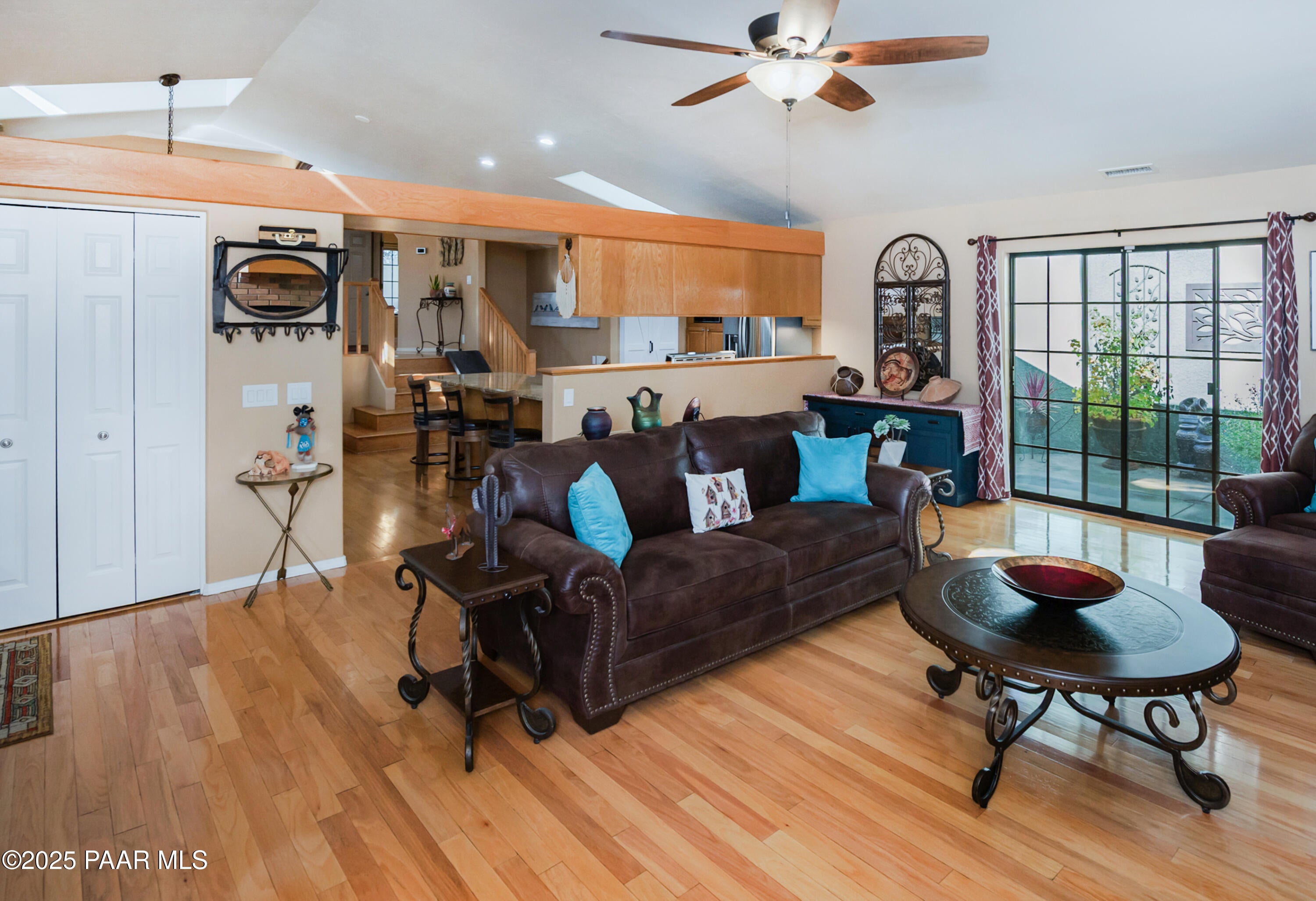 Prescott, Arizona, 86303, United States, 3 Bedrooms Bedrooms, ,3 BathroomsBathrooms,Residential,For Sale,1992908