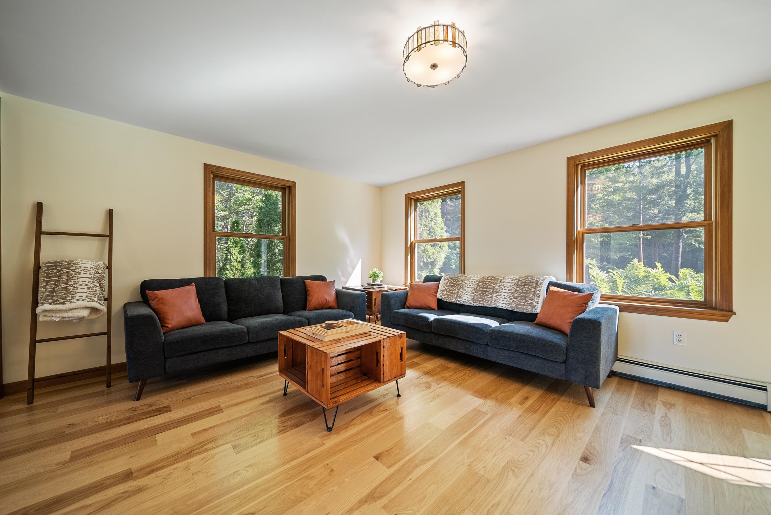 Lyndeborough, New Hampshire, 03082, United States, 3 Bedrooms Bedrooms, ,2 BathroomsBathrooms,Residential,For Sale,1917291