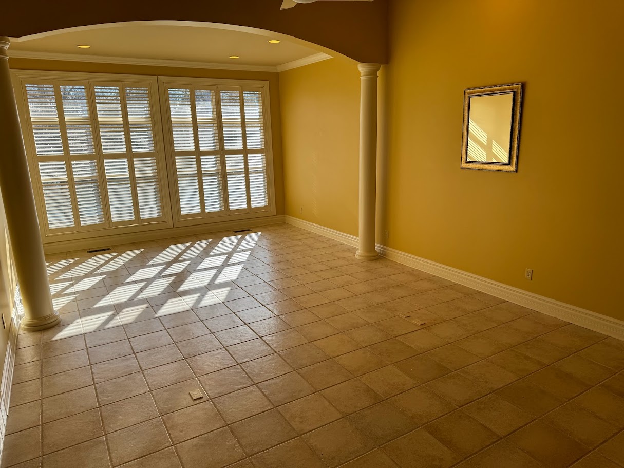 Kirksville, Missouri, 63501, United States, 5 Bedrooms Bedrooms, ,6 BathroomsBathrooms,Residential,For Sale,1982202