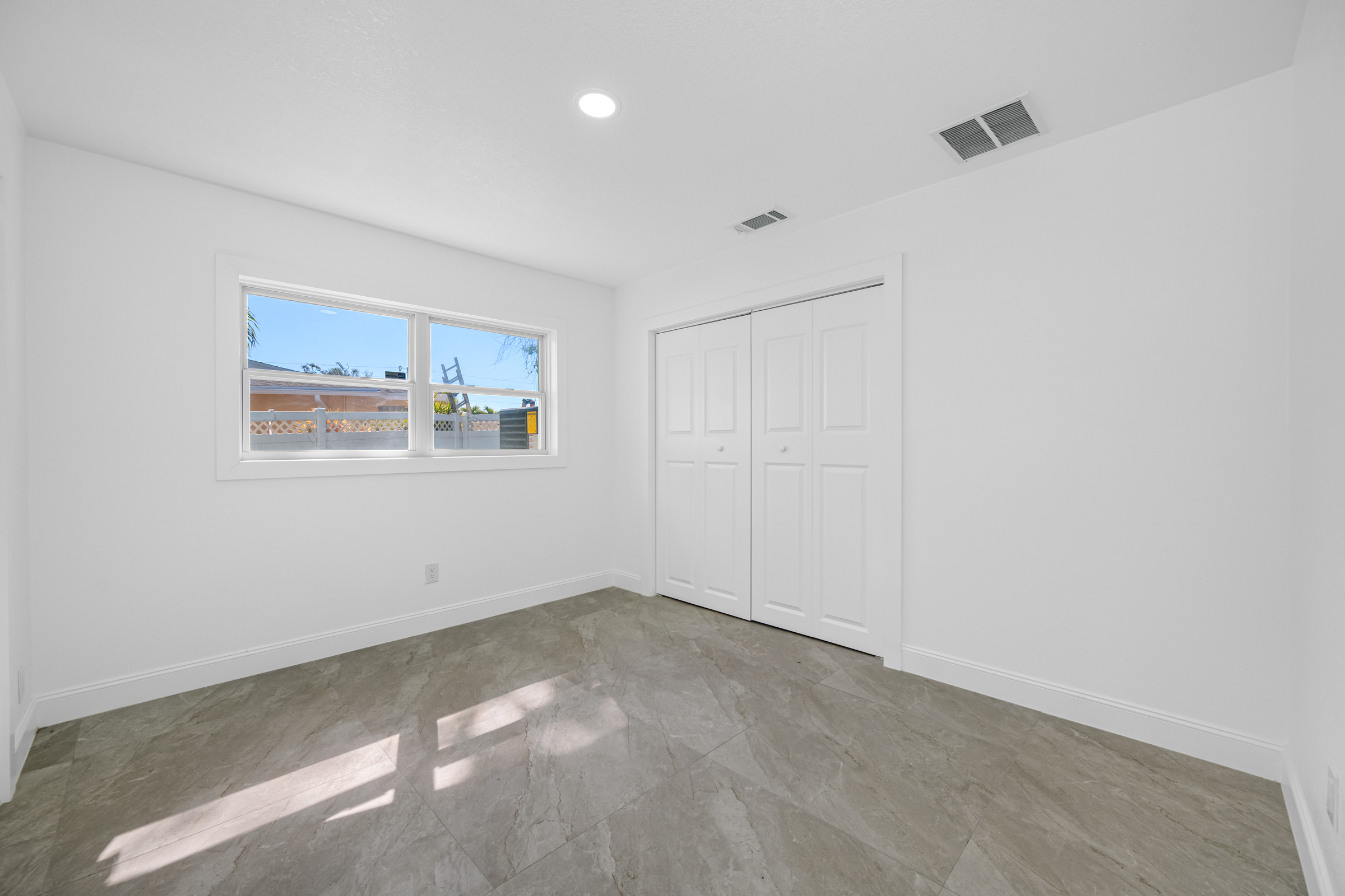 St Petersburg, Florida, 33707, United States, 3 Bedrooms Bedrooms, ,3 BathroomsBathrooms,Residential,For Sale,2017705