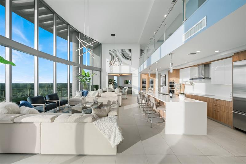 Fort Lauderdale, Florida, 33301, United States, 5 Bedrooms Bedrooms, ,7 BathroomsBathrooms,Residential,For Sale,1940975