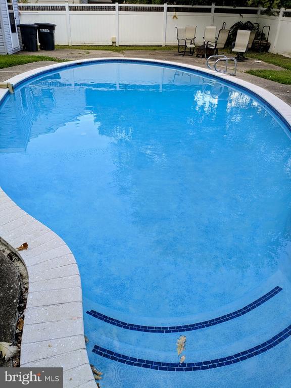 Cherry Hill, New Jersey, 08034, United States, 4 Bedrooms Bedrooms, ,4 BathroomsBathrooms,Residential,For Sale,1990479