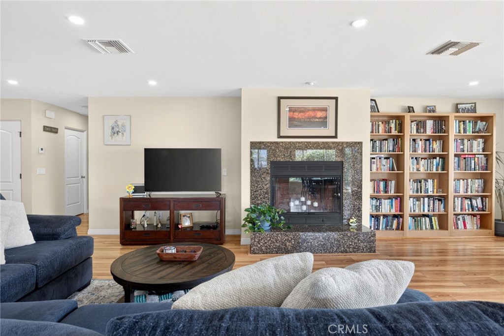 Hemet, California, 92544, United States, 3 Bedrooms Bedrooms, ,2 BathroomsBathrooms,Residential,For Sale,2035887
