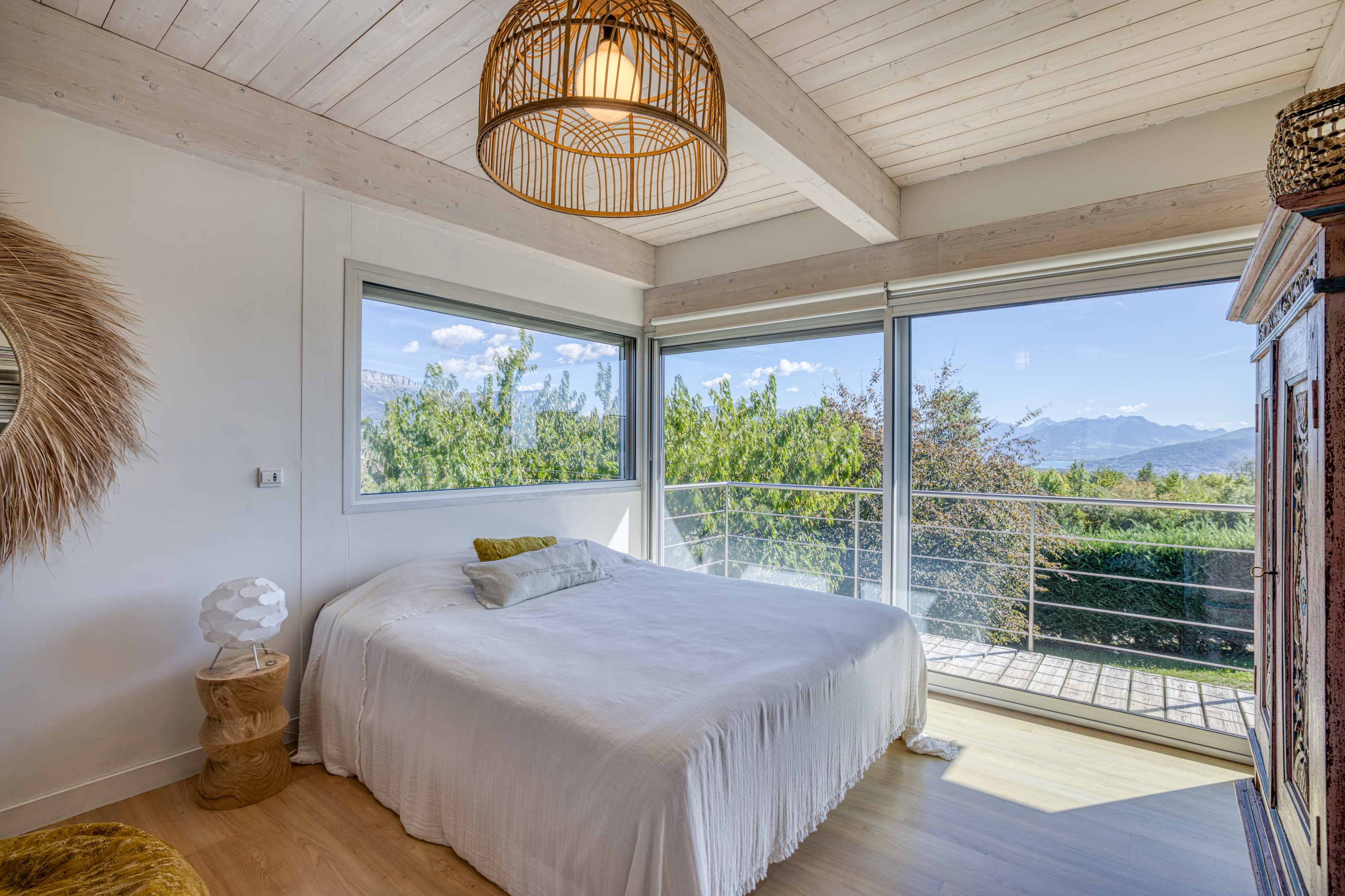  Contemporary Elegance and Alpine Art of Living Overlooking Lake Annecy - 物件實景