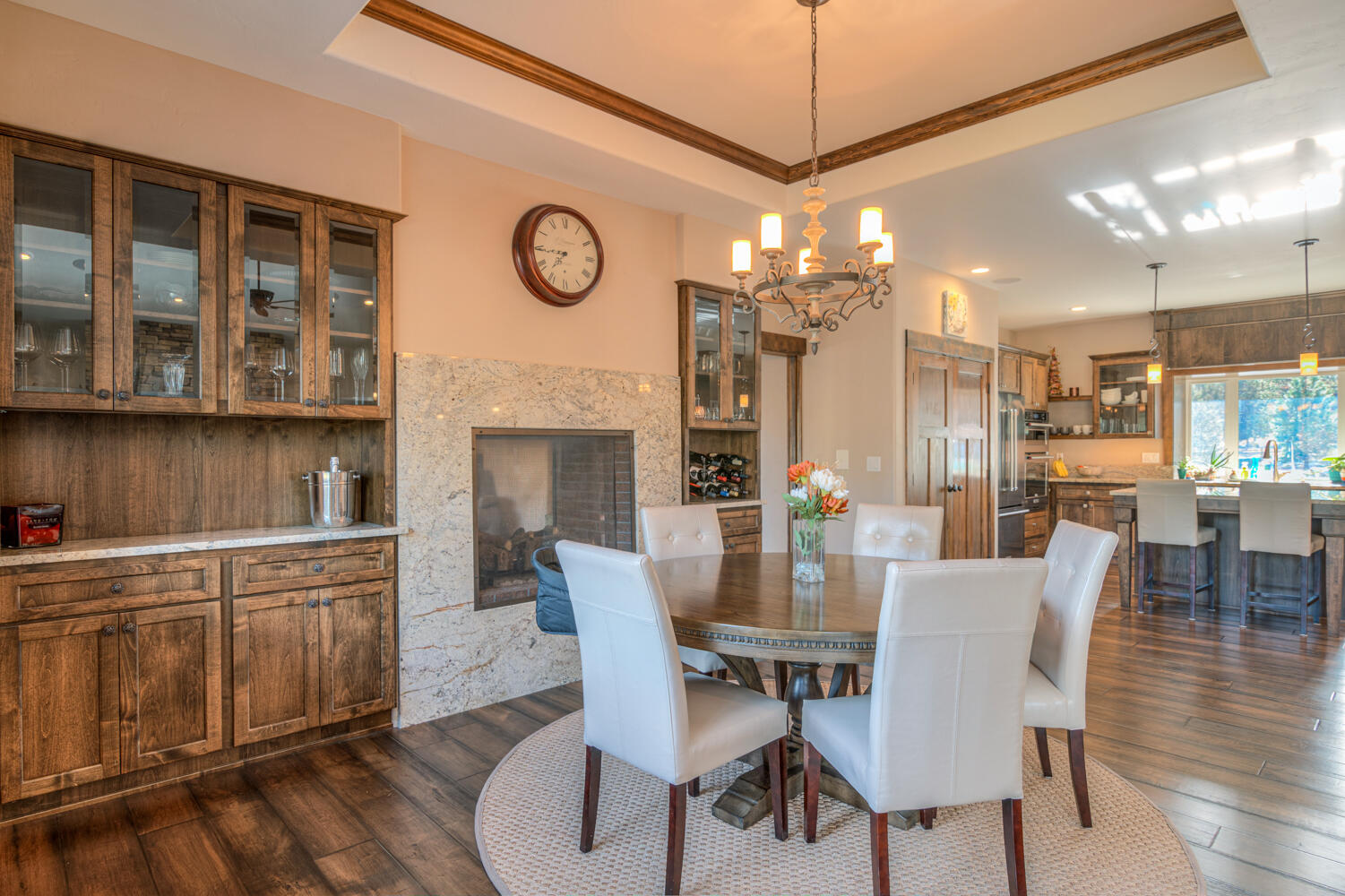 Bend, Oregon, 97703, United States, 3 Bedrooms Bedrooms, ,3 BathroomsBathrooms,Residential,For Sale,1984485