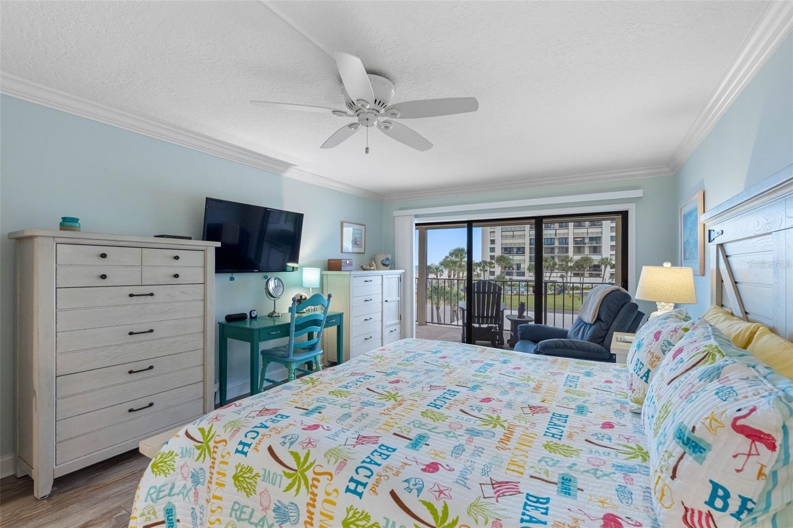 CLEARWATER BEACH, Florida, 33767, United States, 2 Bedrooms Bedrooms, ,2 BathroomsBathrooms,Residential,For Sale,2005521