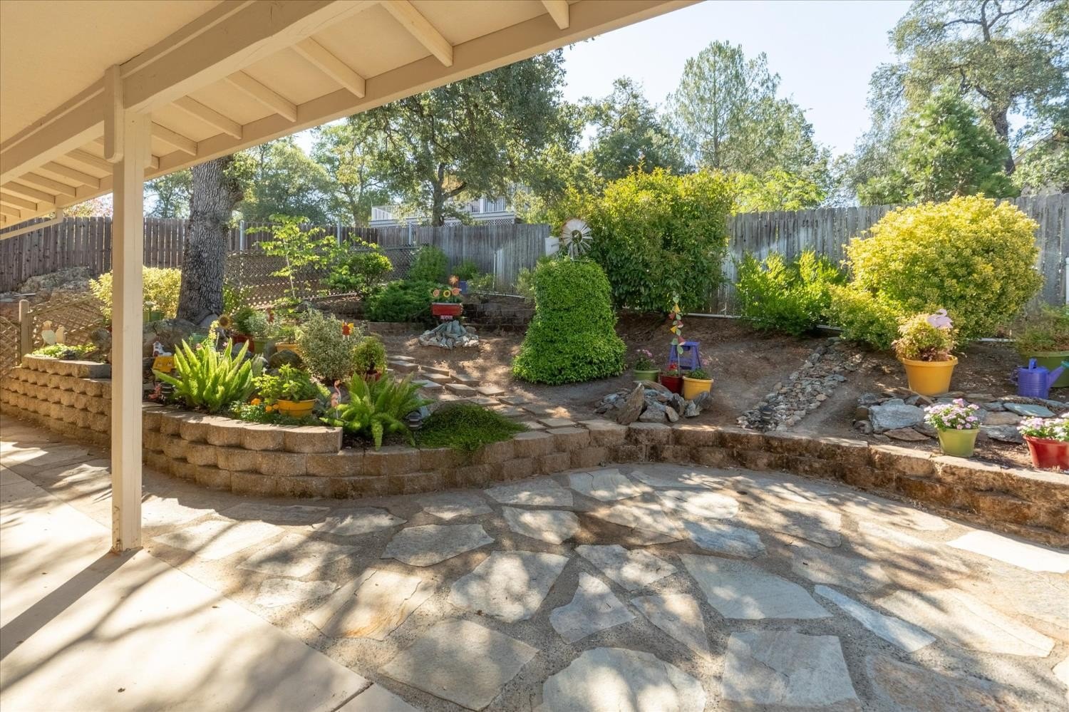 Angels Camp, California, 95222, United States, 4 Bedrooms Bedrooms, ,2 BathroomsBathrooms,Residential,For Sale,1980350