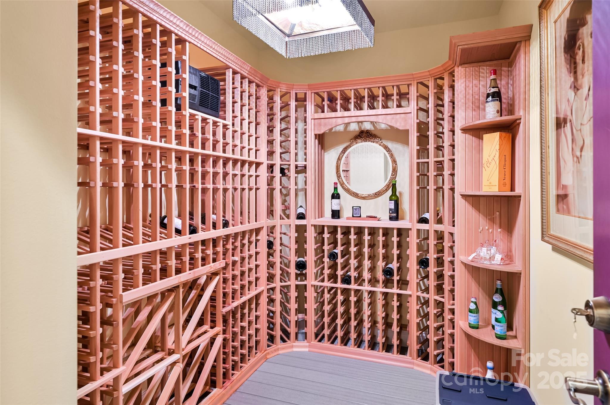 Hendersonville, North Carolina, 28739, United States, 4 Bedrooms Bedrooms, ,3 BathroomsBathrooms,Residential,For Sale,1992050