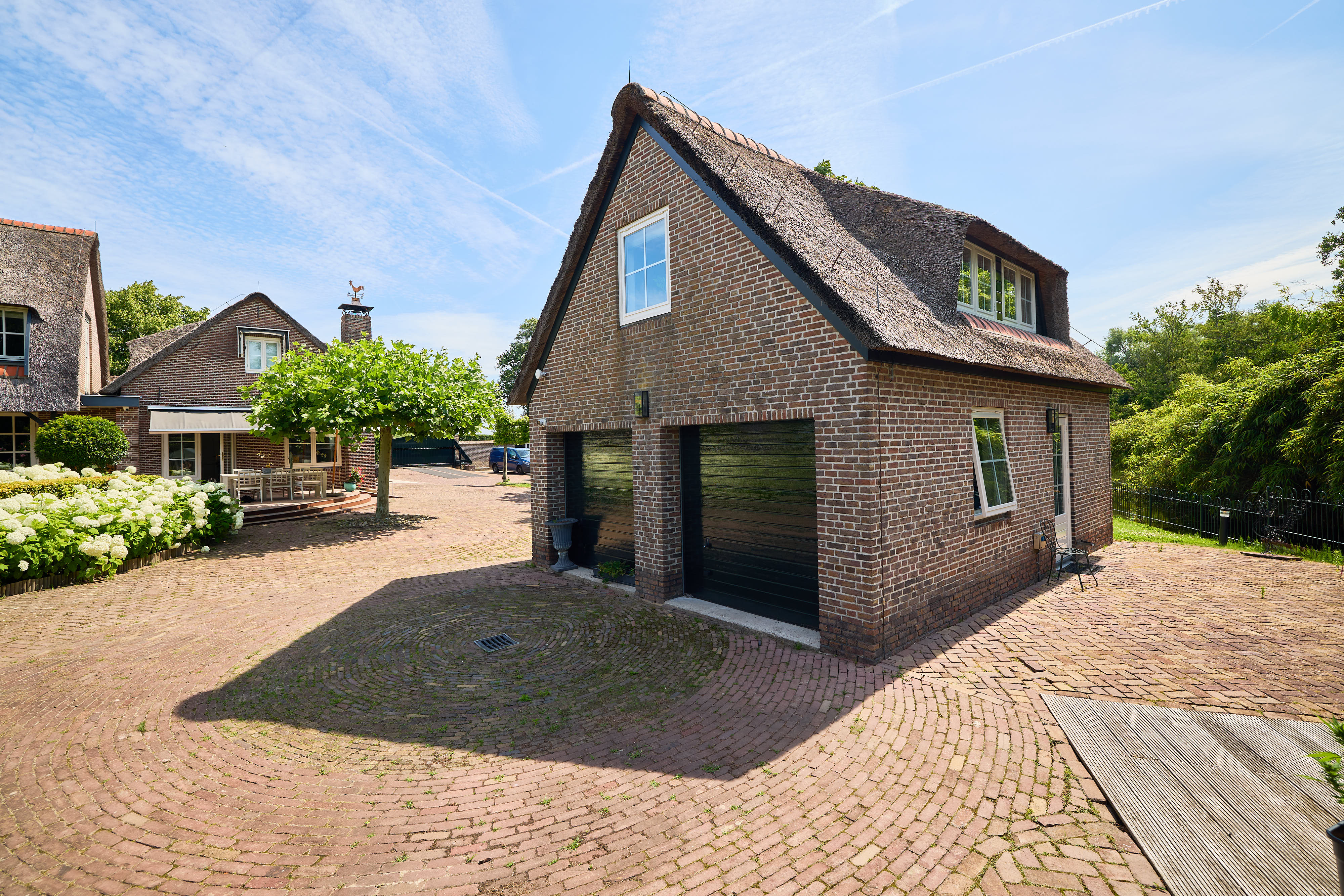  Detached villa on the Vinkeveense Plassen, approx. 785 sq. m. of living space. - 物件實景