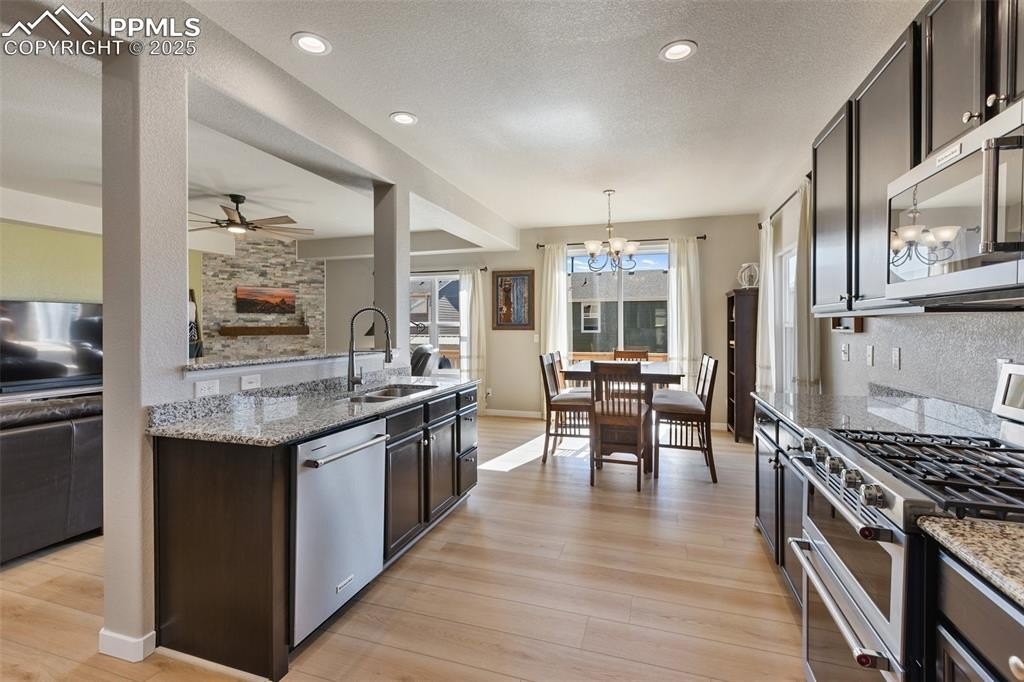 Peyton, Colorado, 80831, United States, 5 Bedrooms Bedrooms, ,4 BathroomsBathrooms,Residential,For Sale,1972571