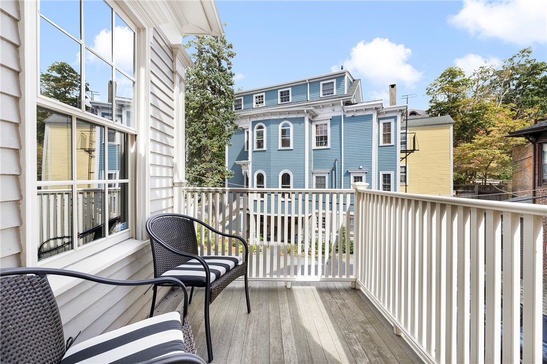 Providence, Rhode Island, 02903, United States, 2 Bedrooms Bedrooms, ,2 BathroomsBathrooms,Residential,For Sale,1868590