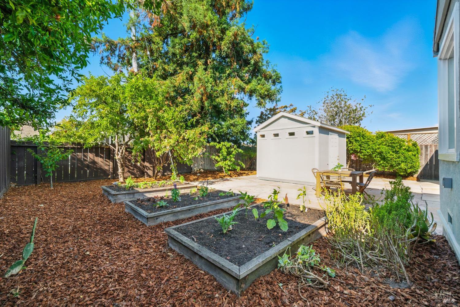 Petaluma, California, 94952, United States, 2 Bedrooms Bedrooms, ,1 BathroomBathrooms,Residential,For Sale,1934208
