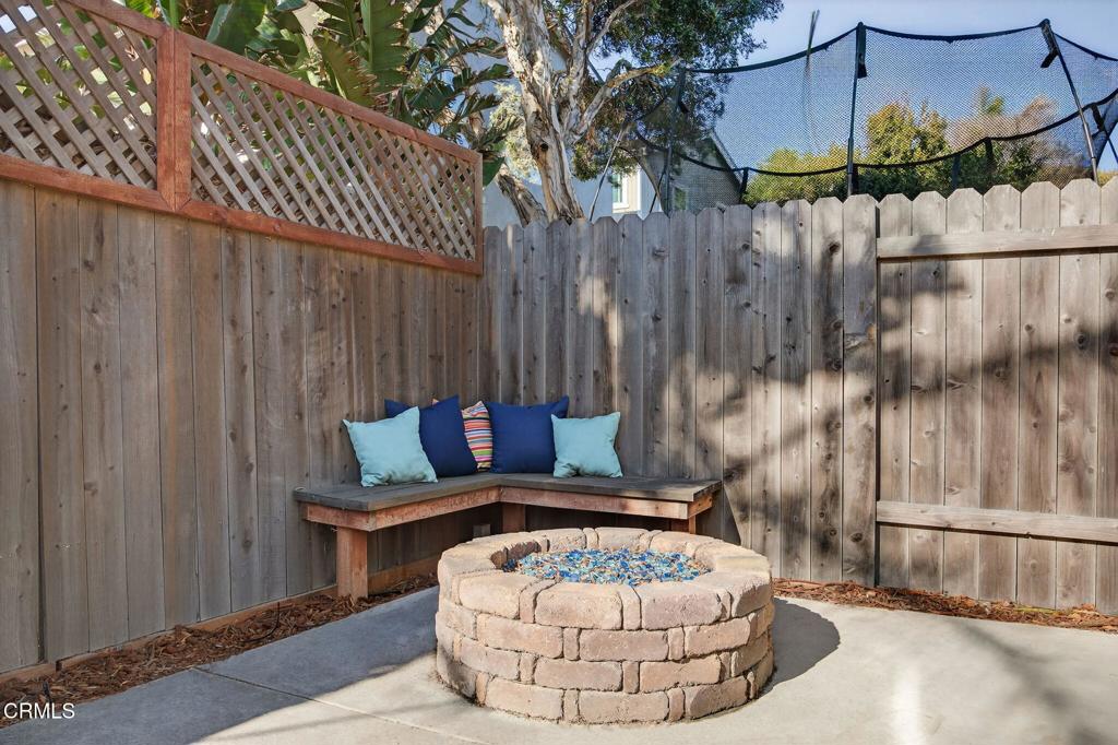 Ventura, California, 93001, United States, 4 Bedrooms Bedrooms, ,4 BathroomsBathrooms,Residential,For Sale,1975034