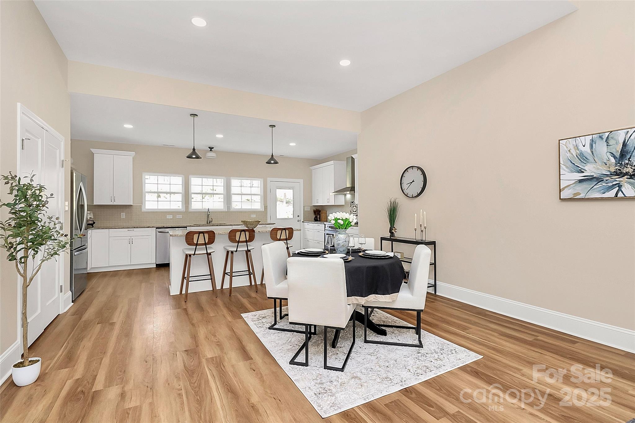 Rock Hill, South Carolina, 29732, United States, 4 Bedrooms Bedrooms, ,3 BathroomsBathrooms,Residential,For Sale,1728805